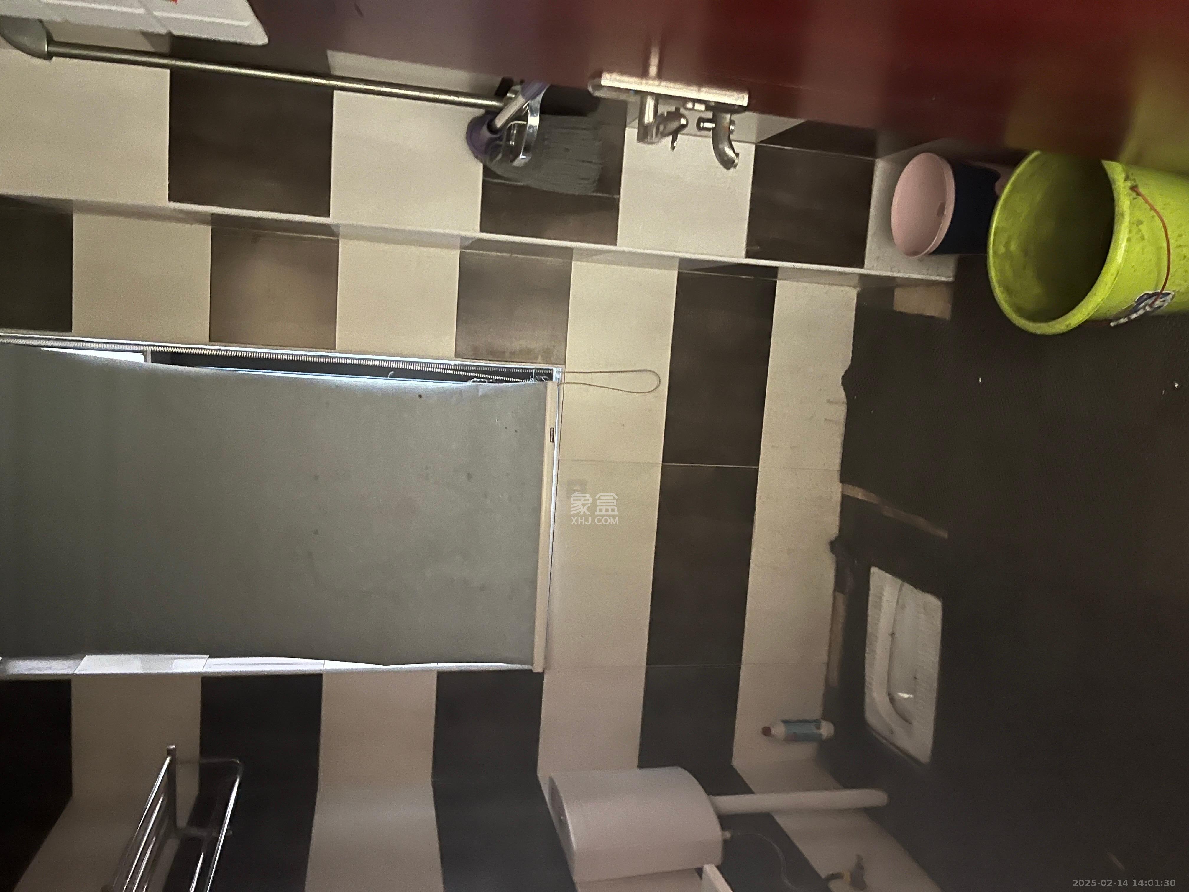 鑫远湘府华城 3室2厅1卫 2400.0元/月 鑫远湘府华城 3室2厅1卫 2400.0元/月室内图