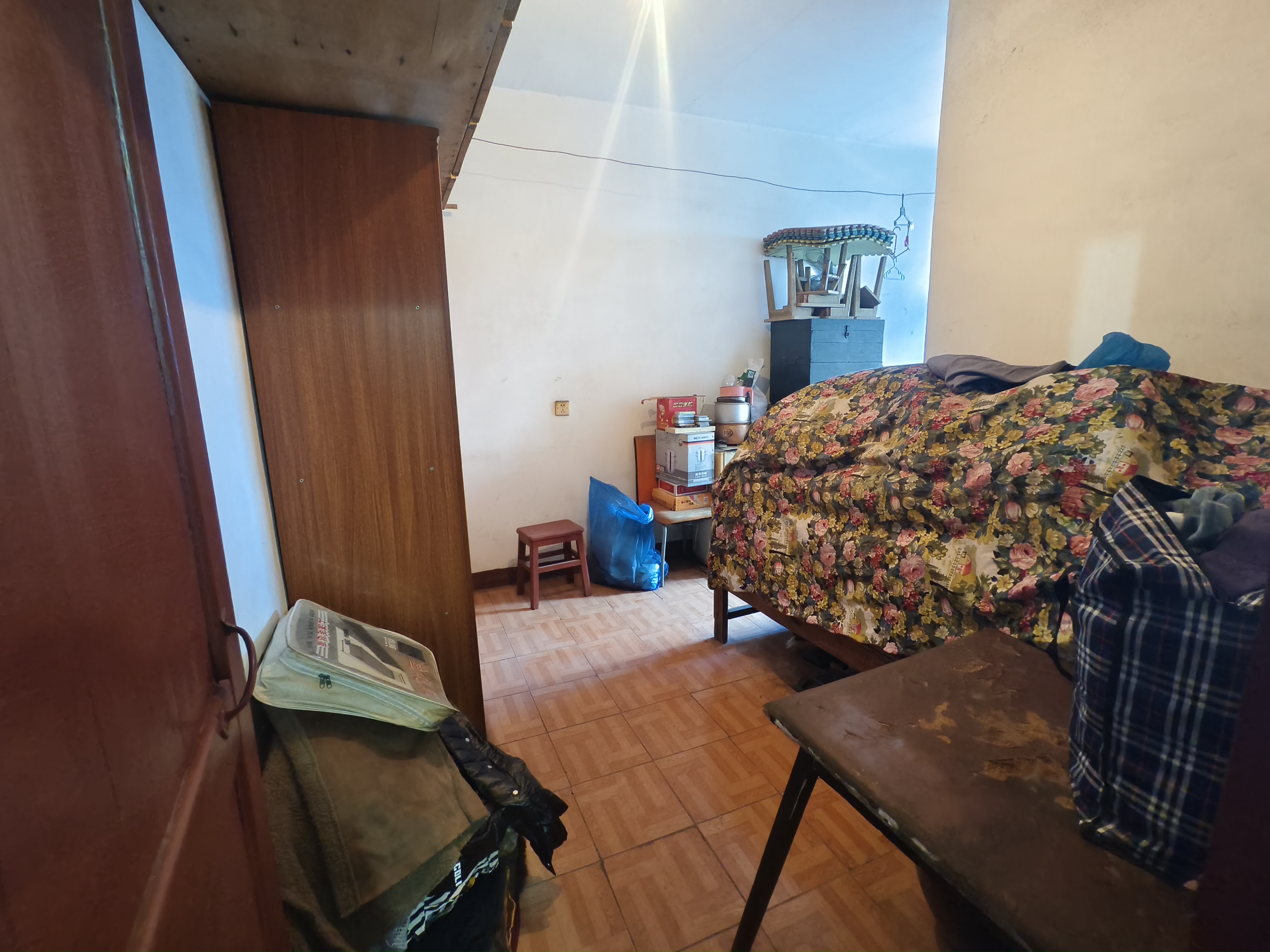 万富街 3室2厅1卫 18.8万 万富街 3室2厅1卫 18.8万客厅