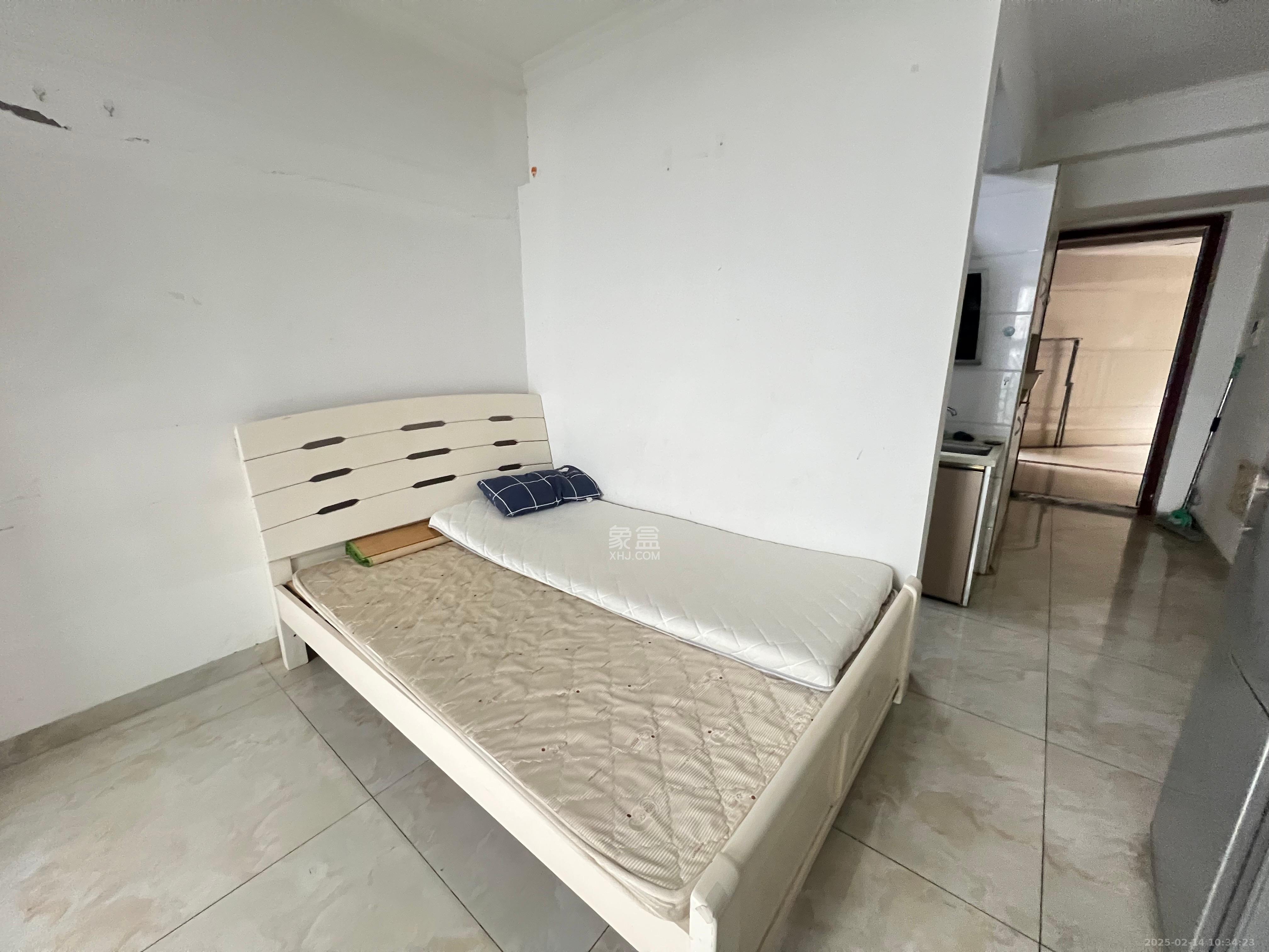 达美D6区  1室1厅1卫   1500.00元/月室内图