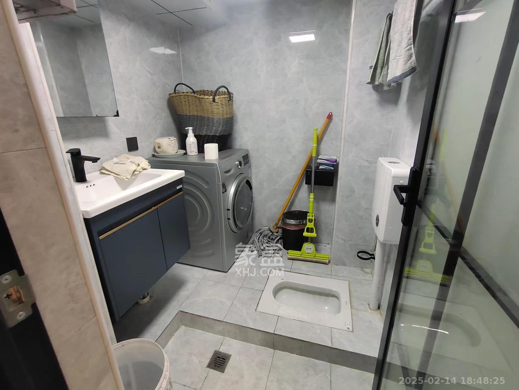 欣隆居  1室1厅1卫    3500.0元/月 欣隆居  1室1厅1卫    3500.0元/月室内图