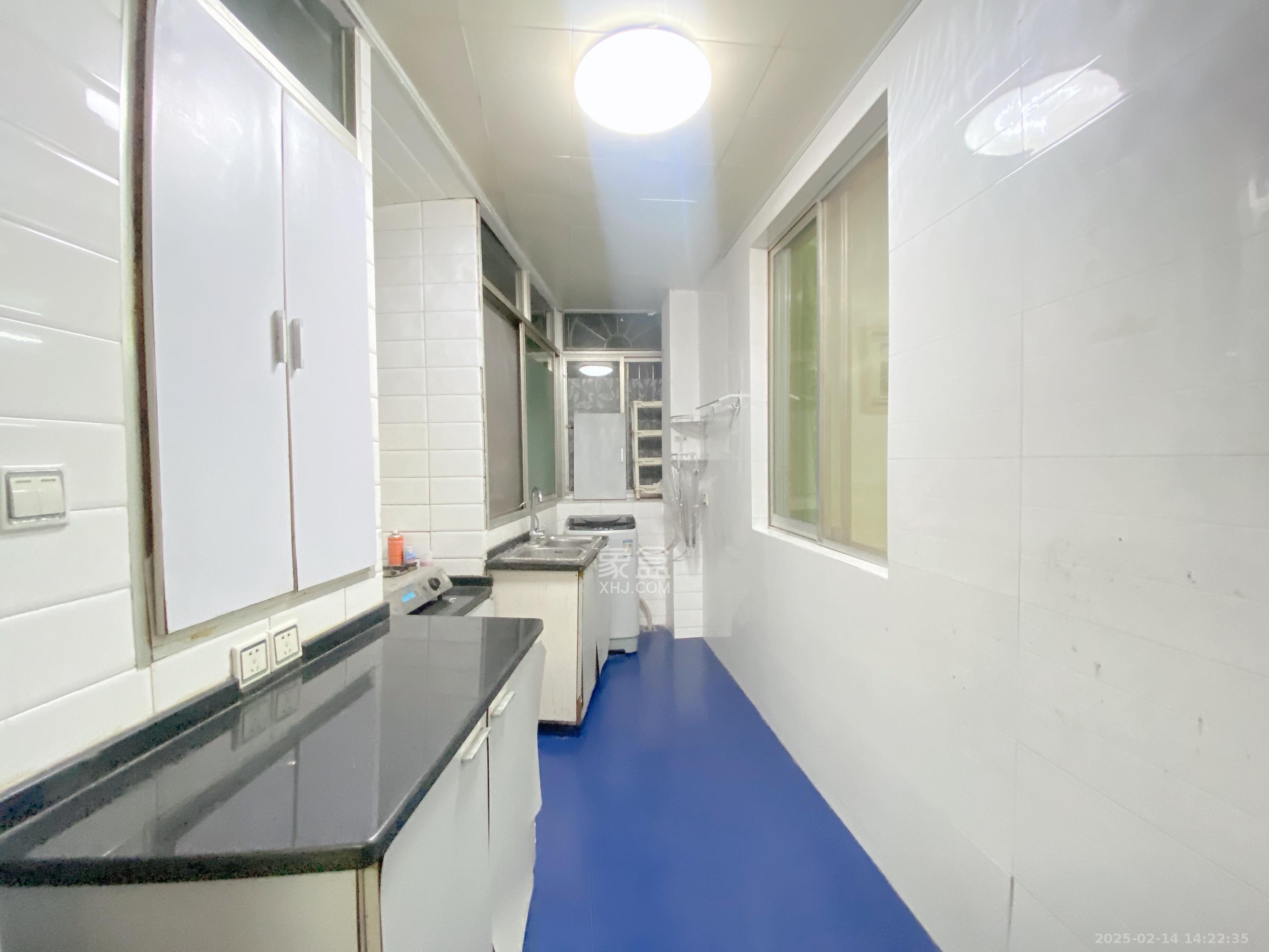 隆华金属宿舍 2室2厅1卫 2500.0元/月 隆华金属宿舍 2室2厅1卫 2500.0元/月室内图