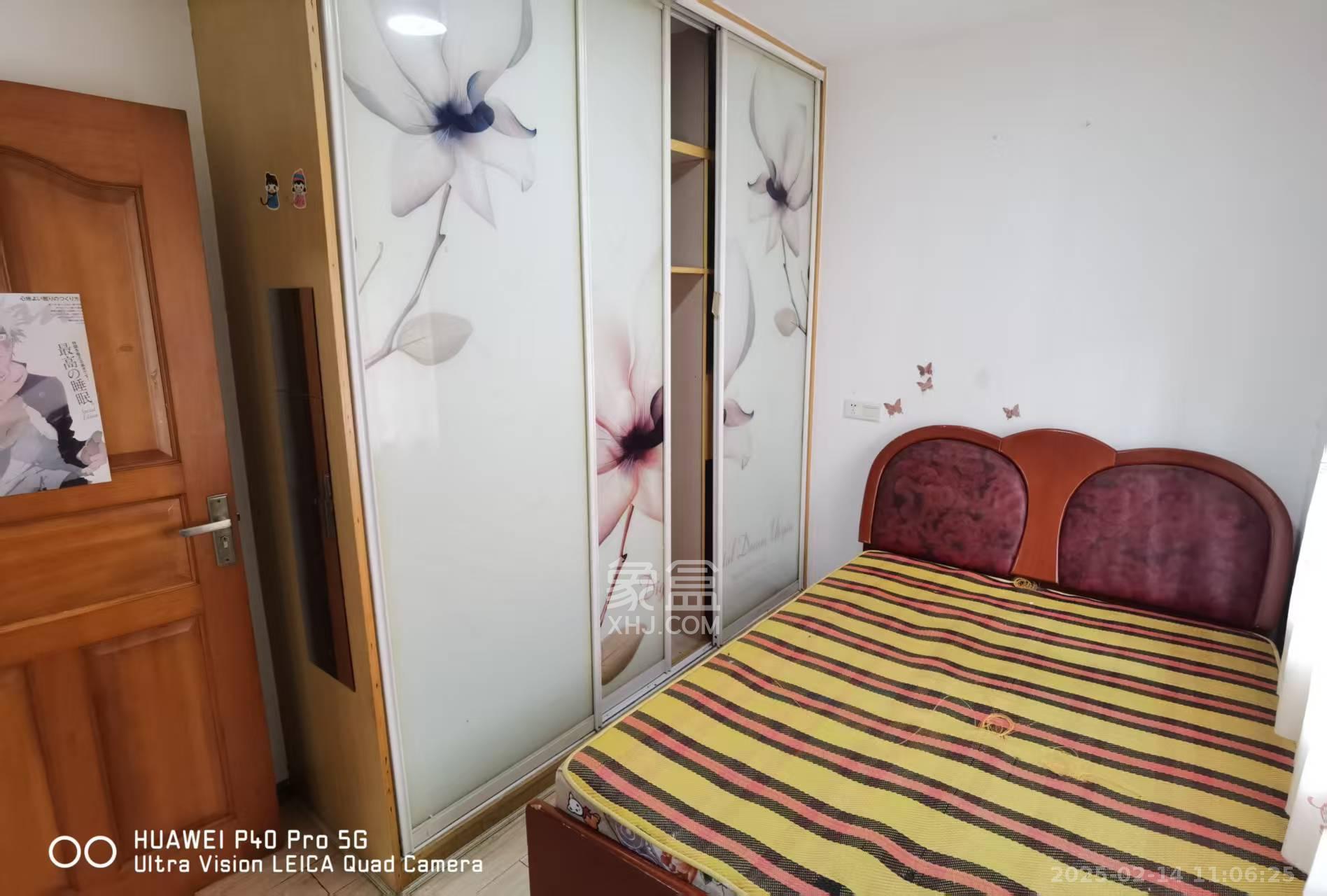 向东南社区 3室2厅1卫 1800.0元/月 向东南社区 3室2厅1卫 1800.0元/月室内图