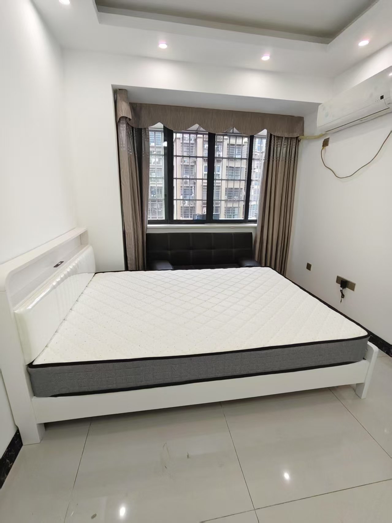 滨江花园 1室1厅1卫 18.8万 滨江花园 1室1厅1卫 18.8万室内图