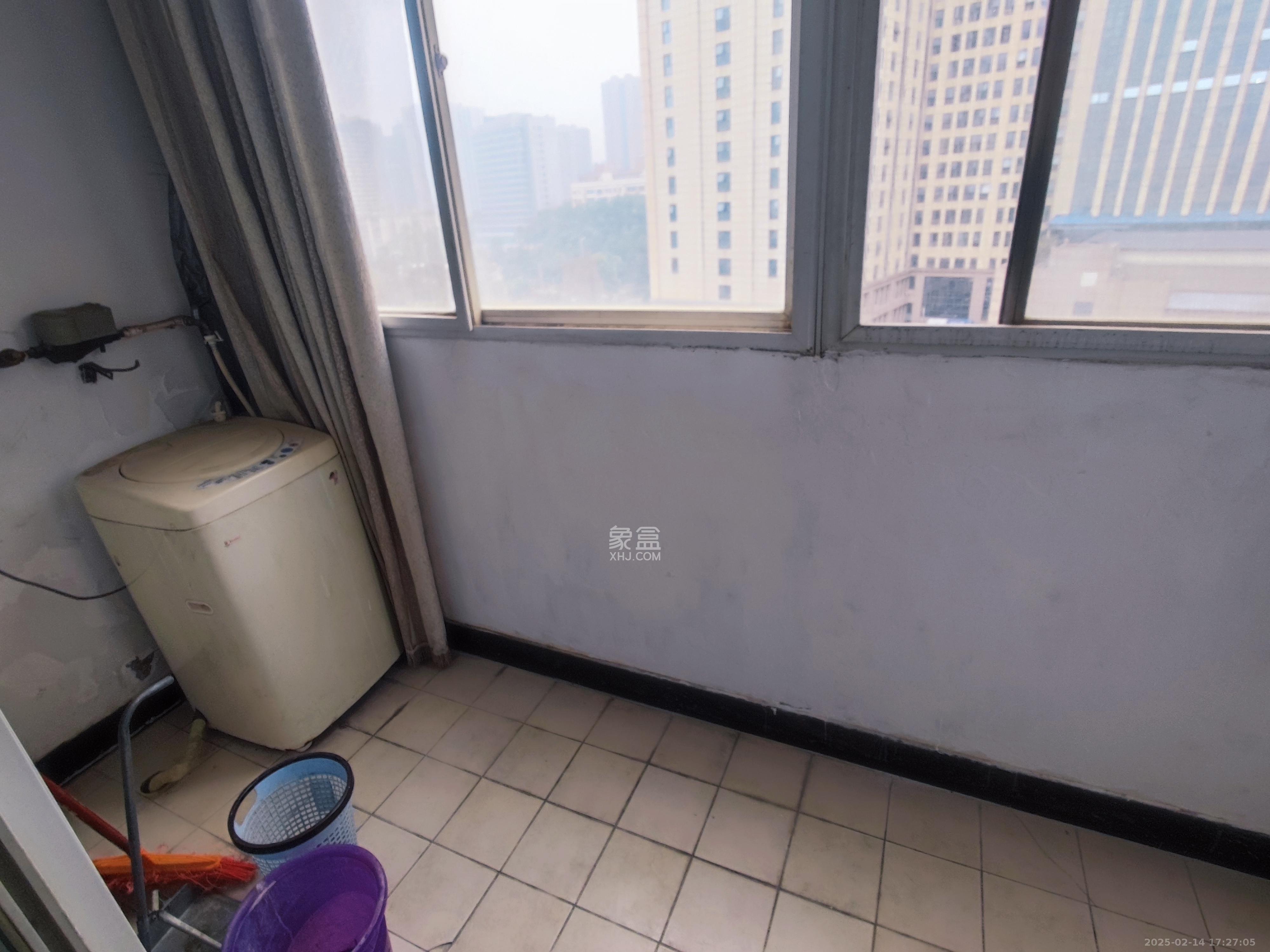 星语林名园 1室1厅1卫 1200.0元/月 星语林名园 1室1厅1卫 1200.0元/月室内图