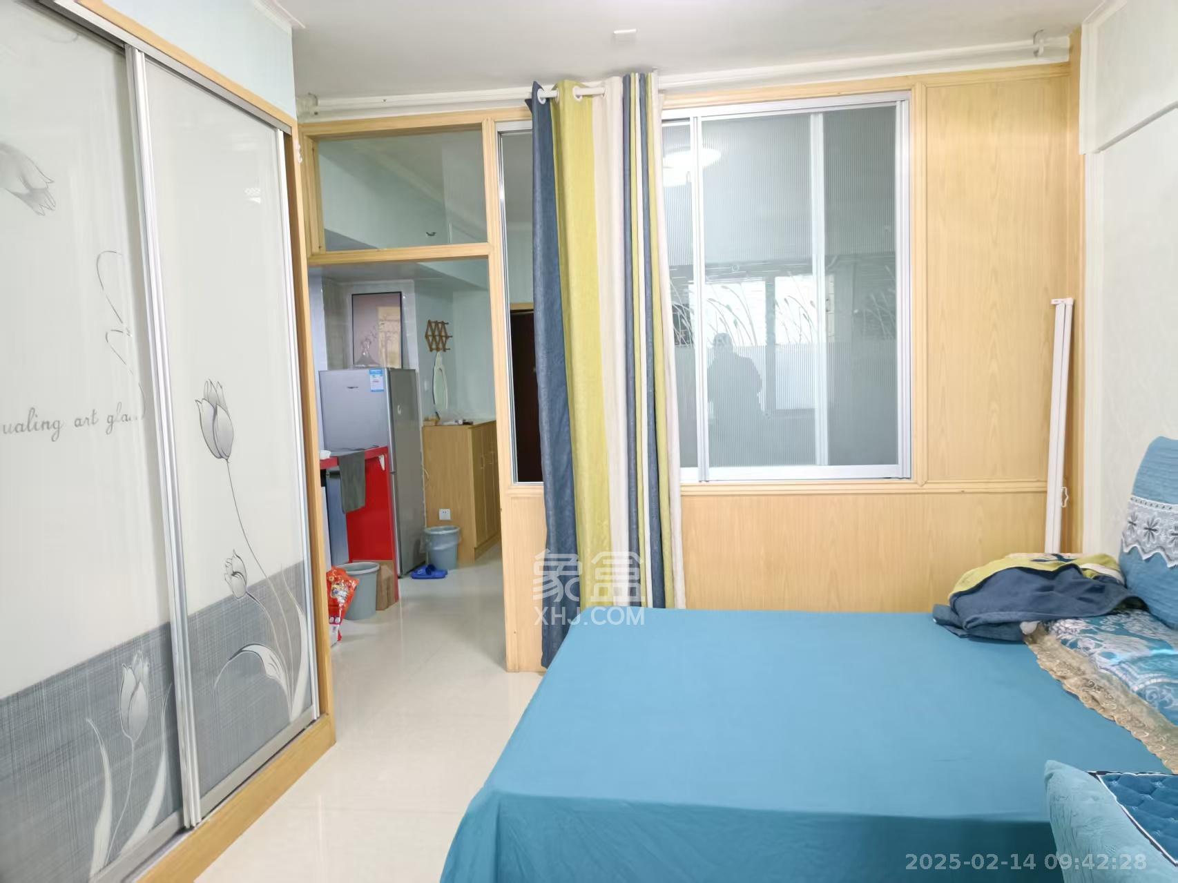 观园国际公寓 1室1厅1卫 2100.0元/月 观园国际公寓 1室1厅1卫 2100.0元/月室内图