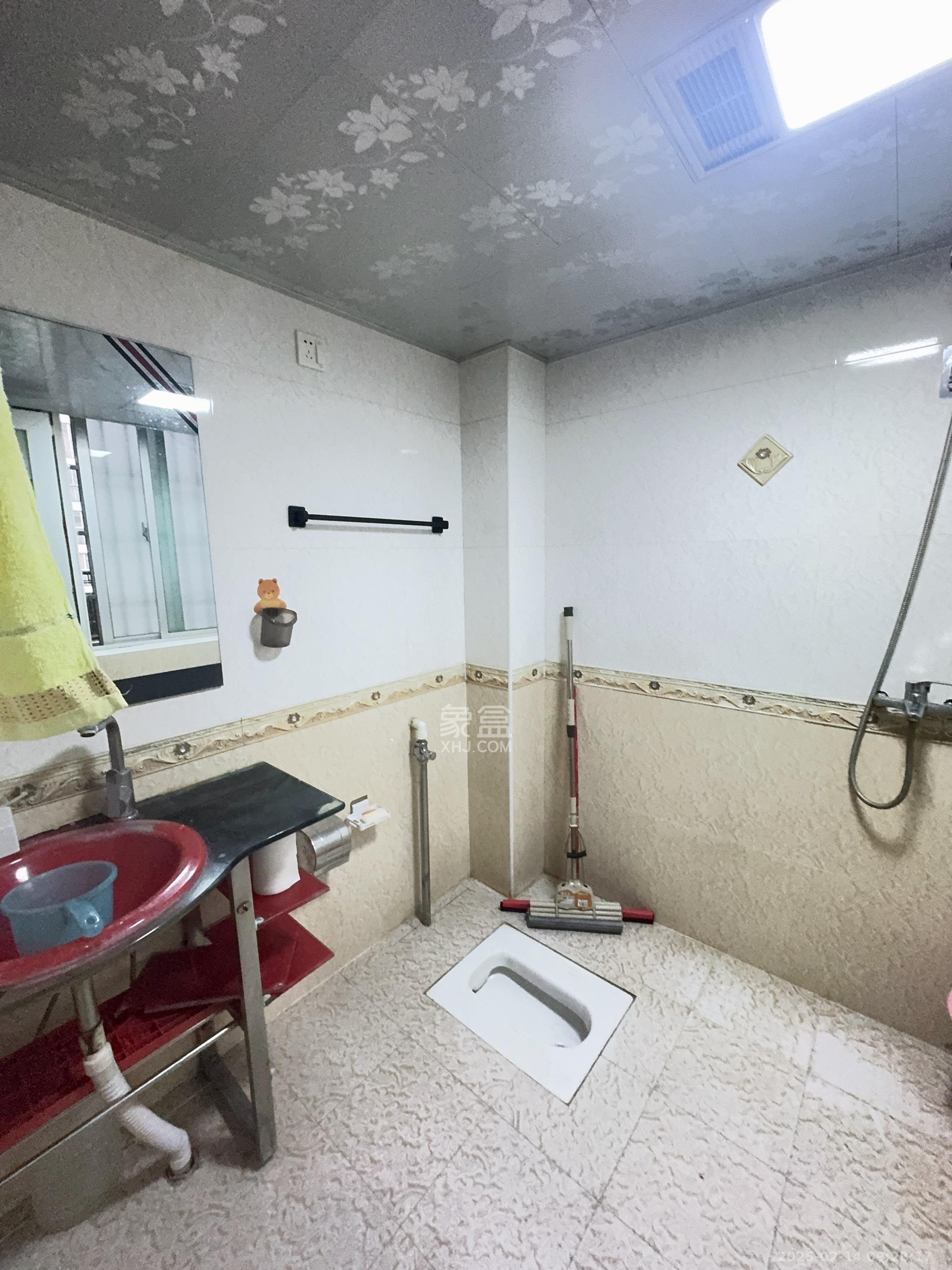 红树湾 3室2厅2卫 1900.0元/月 红树湾 3室2厅2卫 1900.0元/月室内图