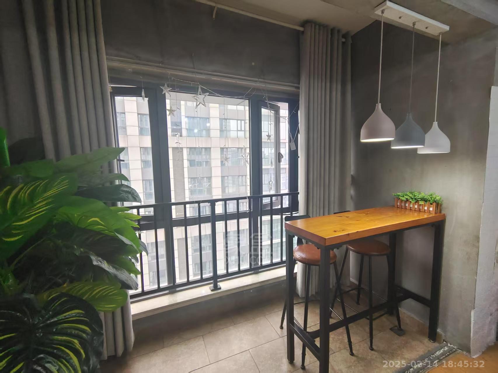 大汉希尔顿 1室1厅1卫 1300.0元/月 大汉希尔顿 1室1厅1卫 1300.0元/月室内图