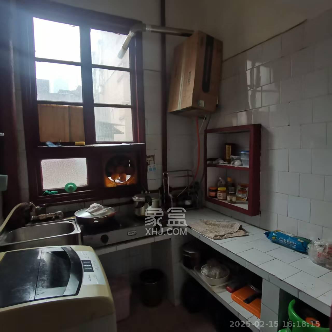 戥子桥散盘 1室1厅1卫 1200.0元/月 戥子桥散盘 1室1厅1卫 1200.0元/月室内图