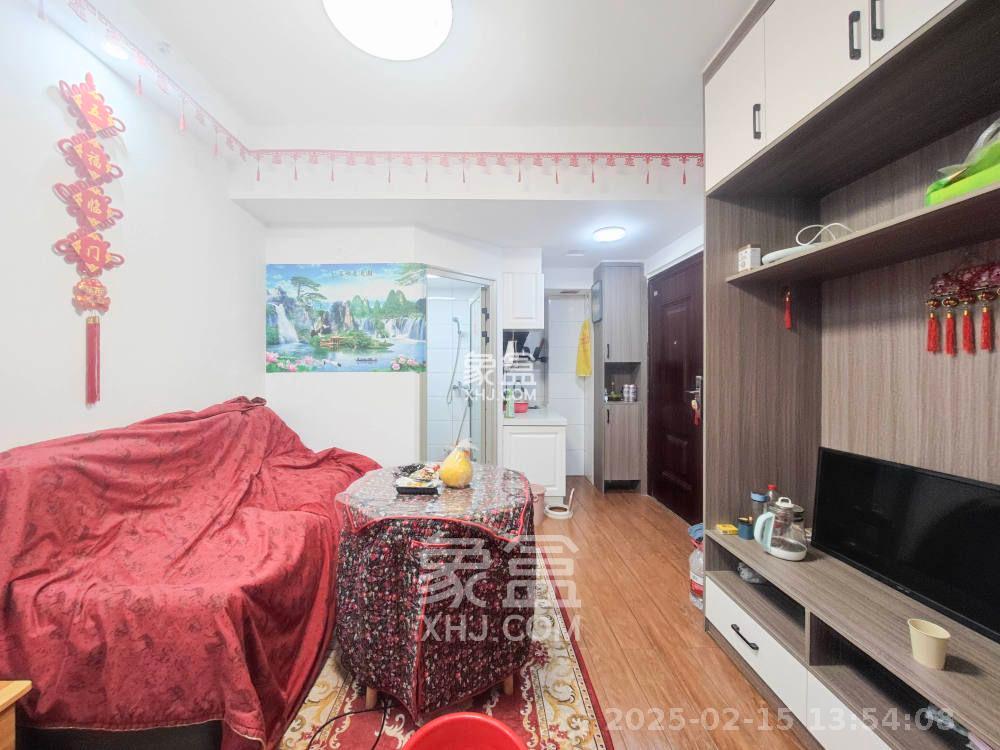 合能枫丹丽舍(柏悦名苑) 1室1厅1卫 1100.0元/月 合能枫丹丽舍(柏悦名苑) 1室1厅1卫 1100.0元/月室内图