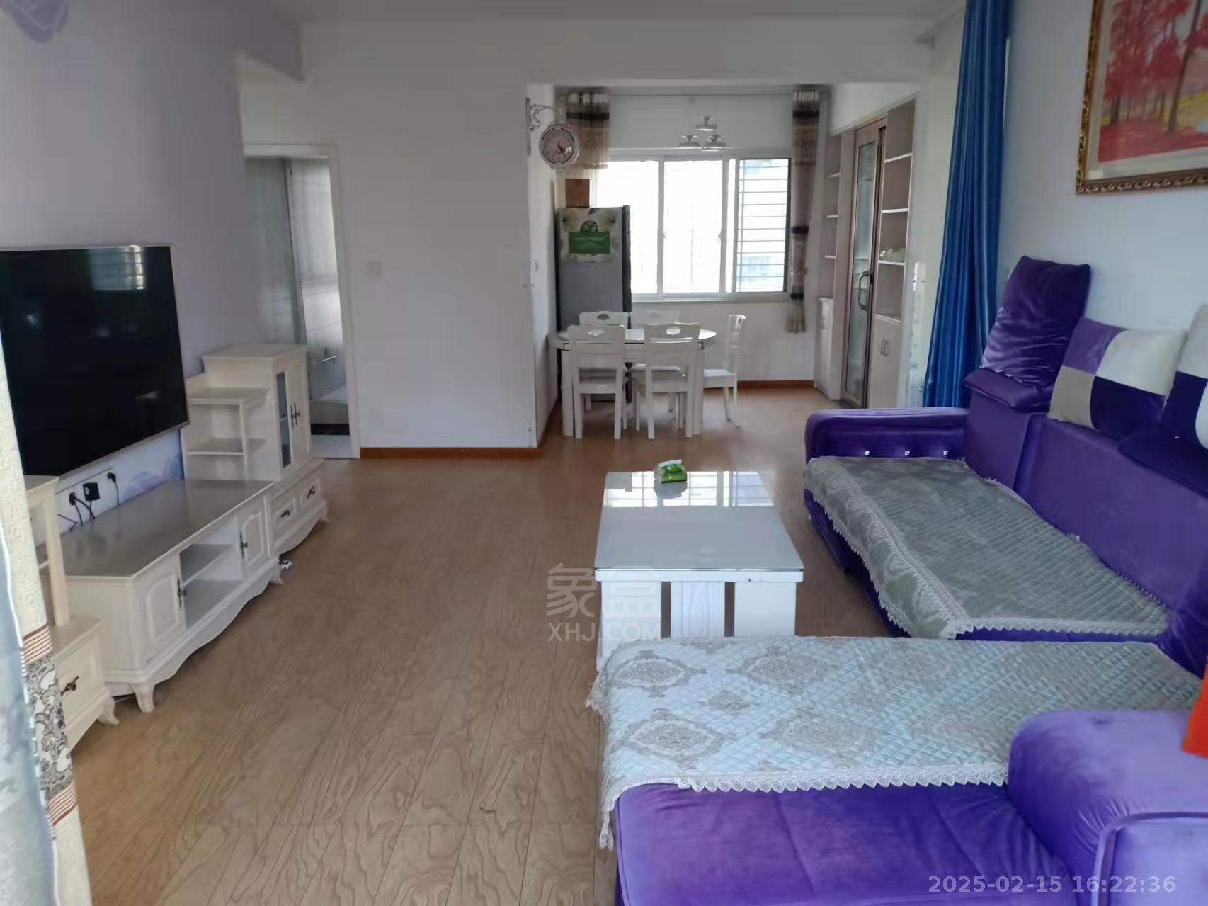 翠谷城 4室2厅2卫 2000.0元/月 翠谷城 4室2厅2卫 2000.0元/月室内图