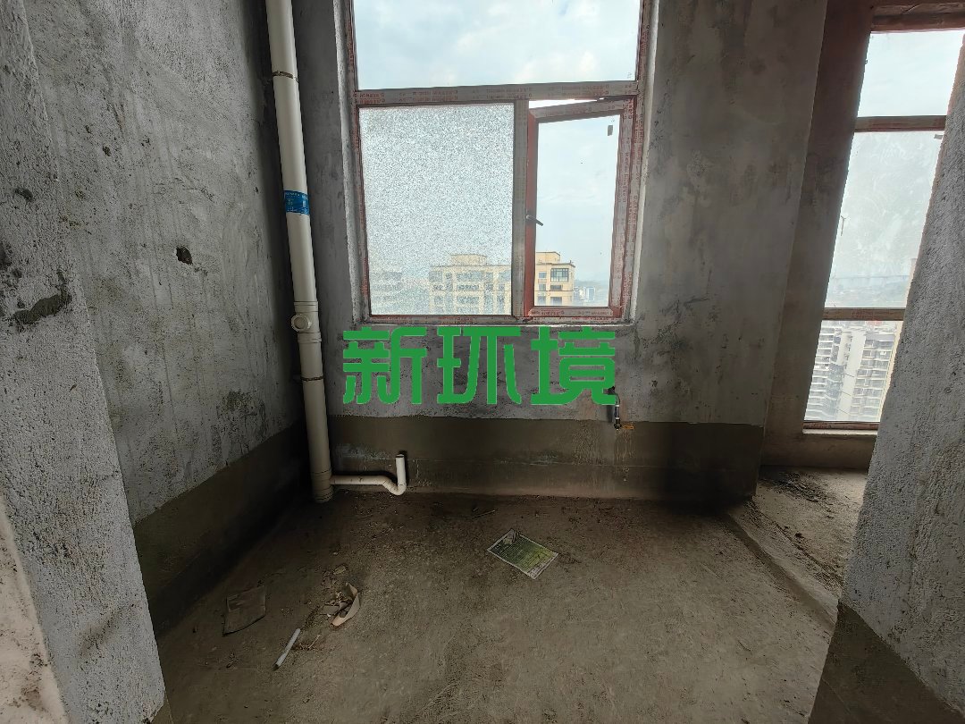 韦斯特城市花园 4室2厅2卫 82.0万 韦斯特城市花园 4室2厅2卫 82.0万客厅