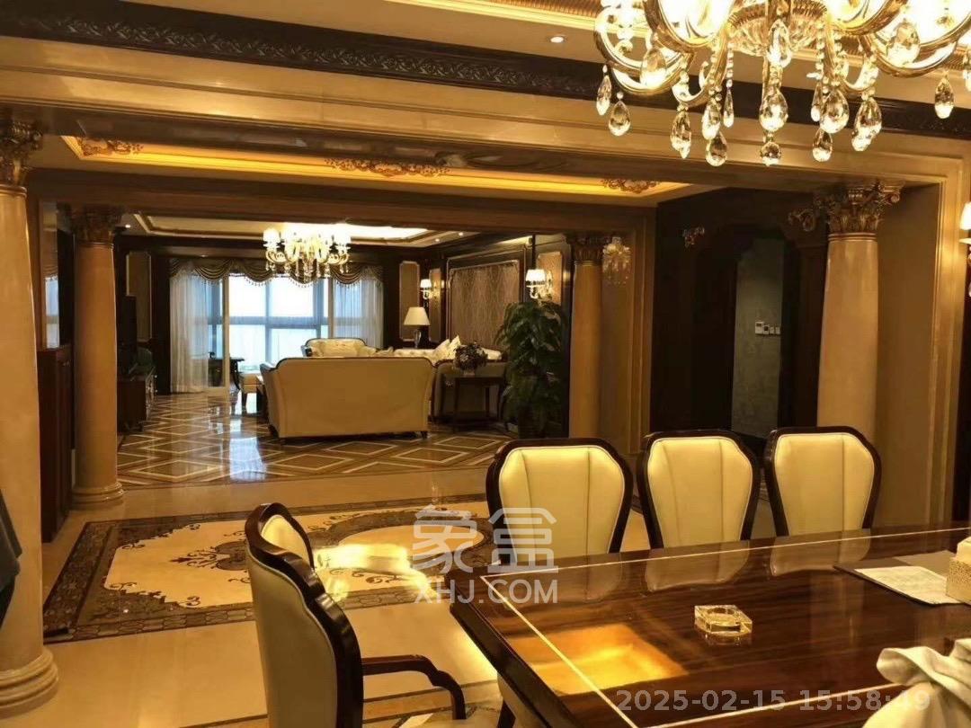 万达公馆  4室2厅4卫   11800.00元/月室内图