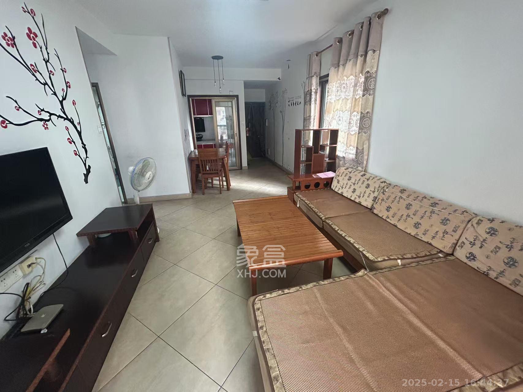 上海城小区 3室2厅1卫 1600.0元/月 上海城小区 3室2厅1卫 1600.0元/月室内图