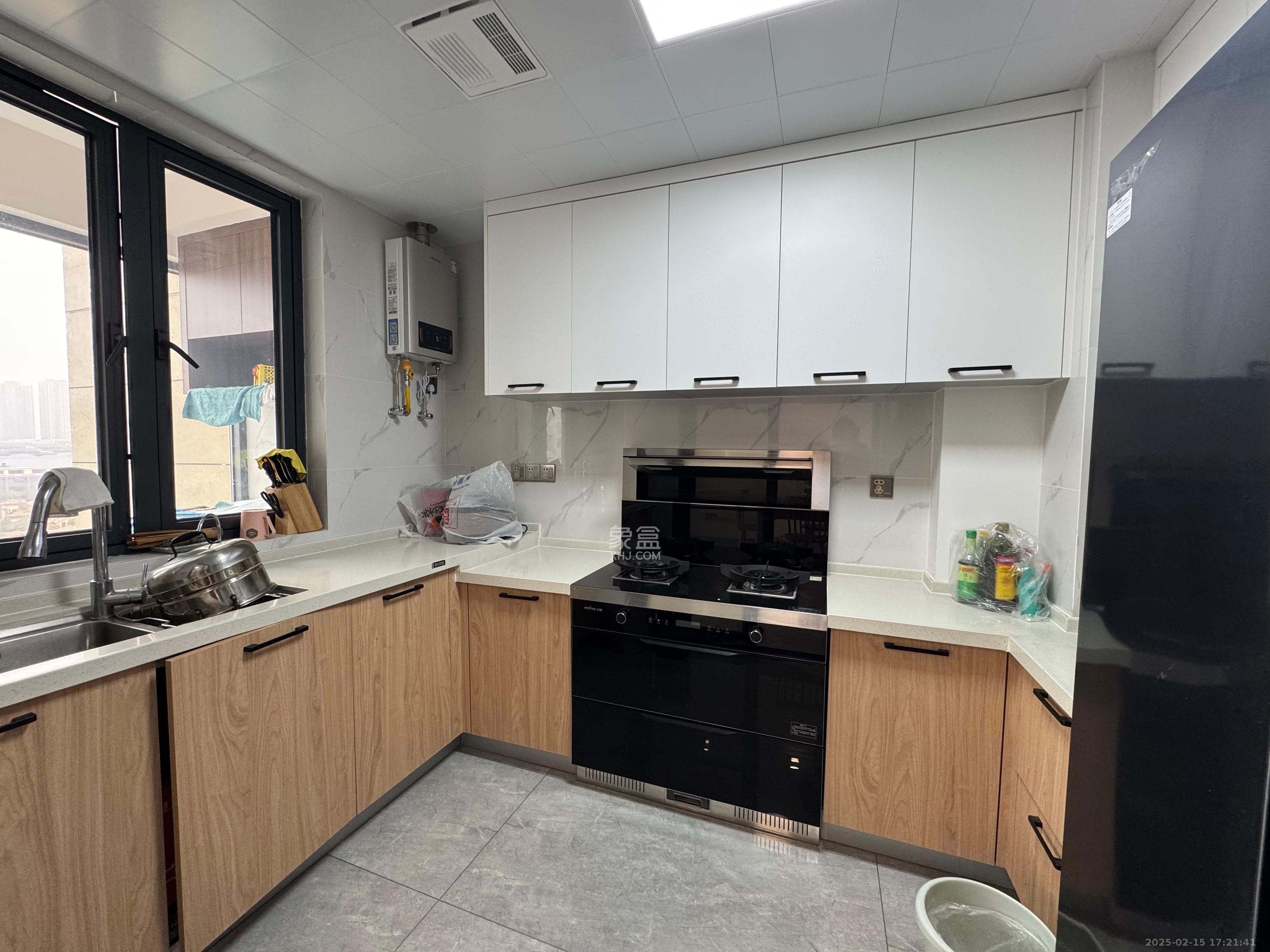 中粮观澜壹品 3室2厅3卫 3600.0元/月 中粮观澜壹品 3室2厅3卫 3600.0元/月室内图