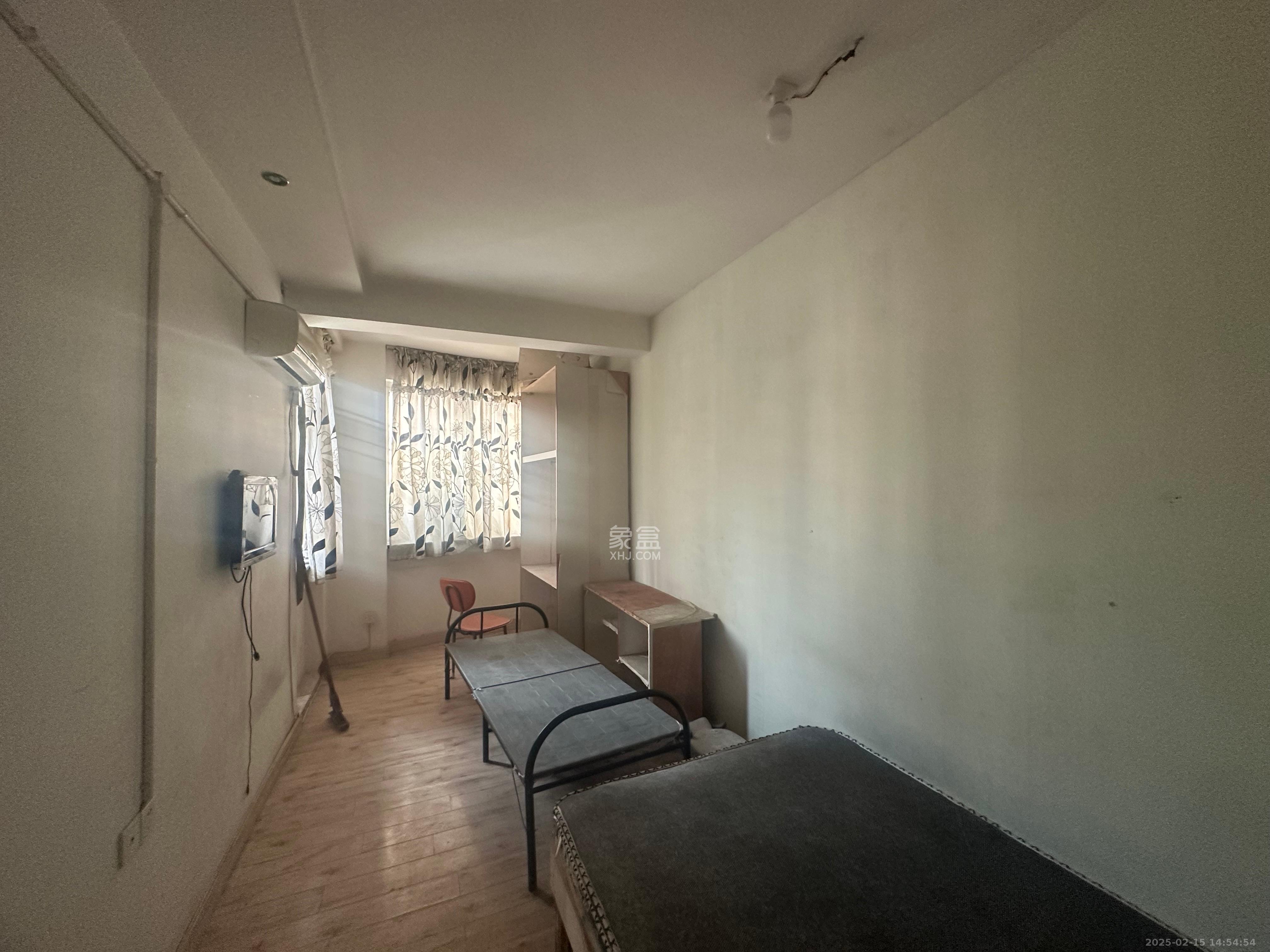 马王堆陶瓷建材新城  3室2厅2卫   1800.00元/月室内图