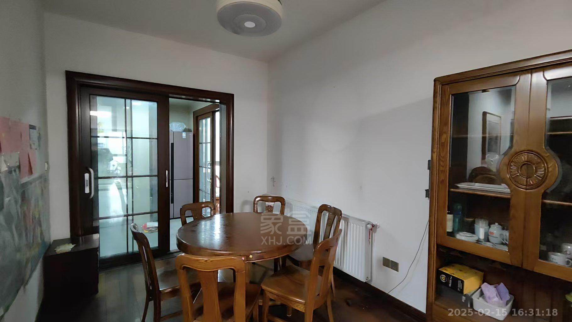 美的城一期 4室2厅2卫 2600.0元/月 美的城一期 4室2厅2卫 2600.0元/月室内图