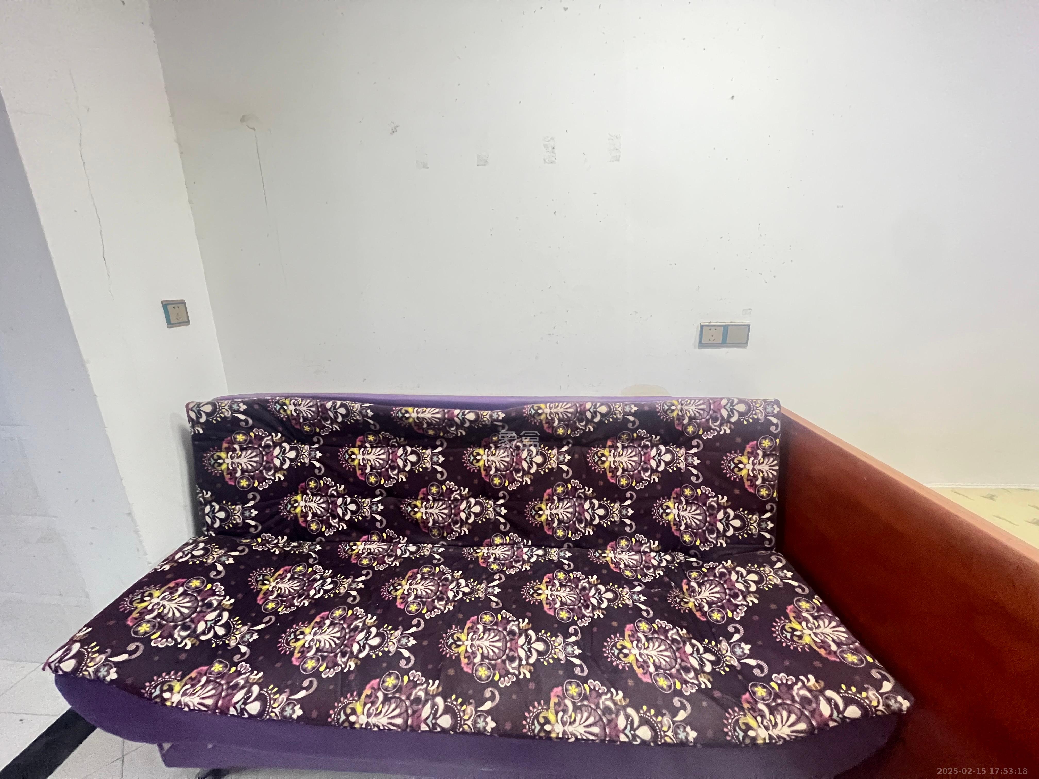 保利麓谷林语I区 1室1厅1卫 1100.0元/月 保利麓谷林语I区 1室1厅1卫 1100.0元/月室内图