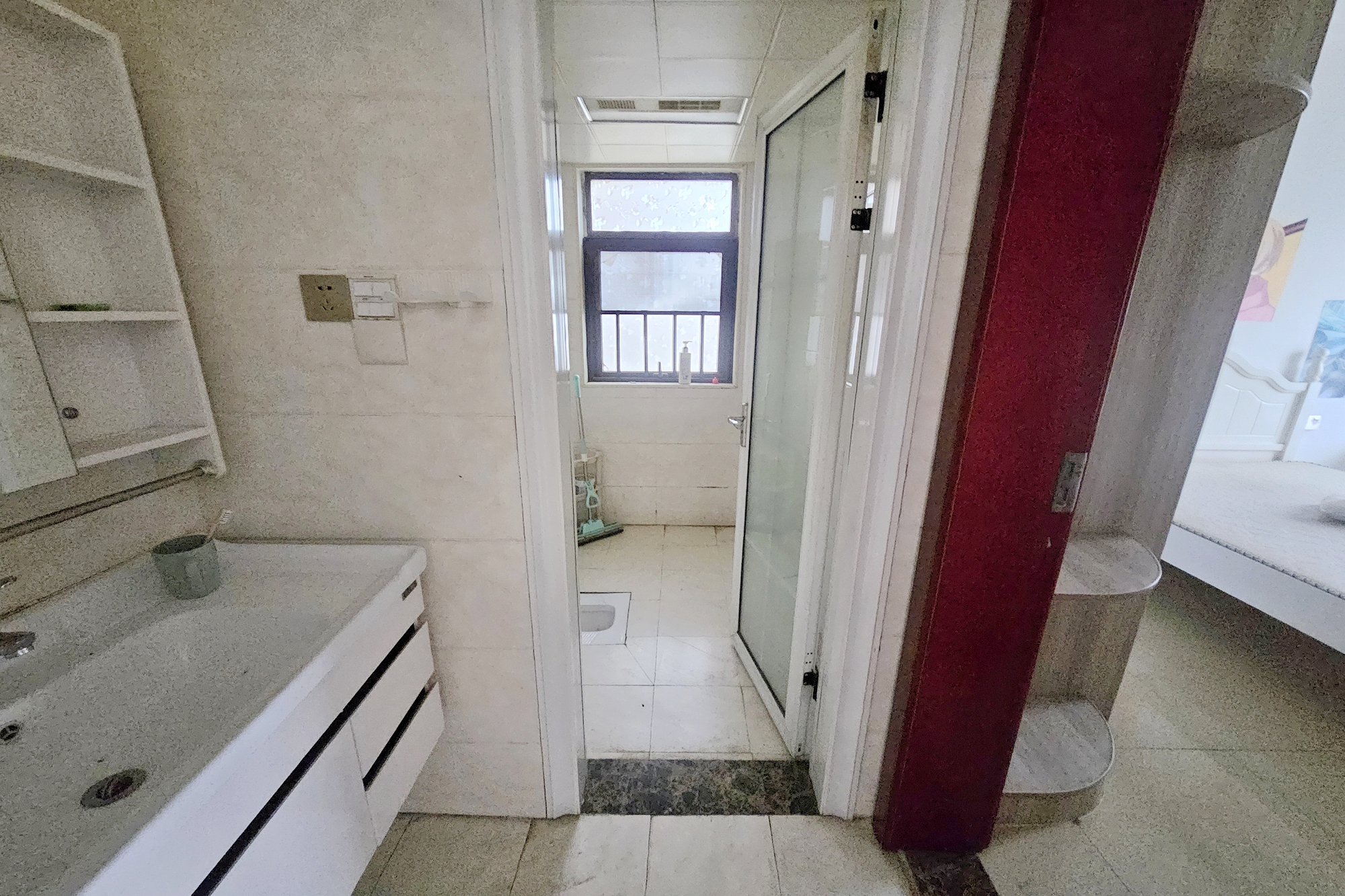 阳光城尚东湾学园区 2室1厅1卫 68.0万 阳光城尚东湾学园区 2室1厅1卫 68.0万卫生间