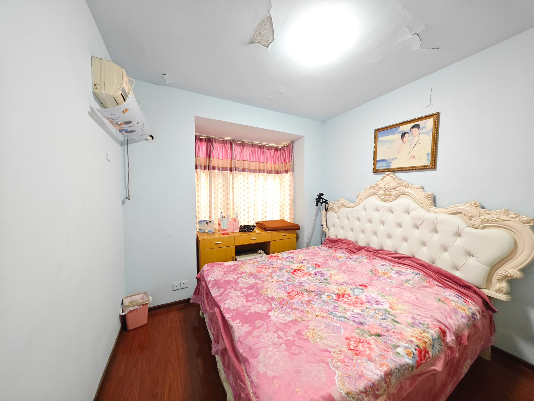 鄱阳小区  3室2厅1卫    56.8万卧室