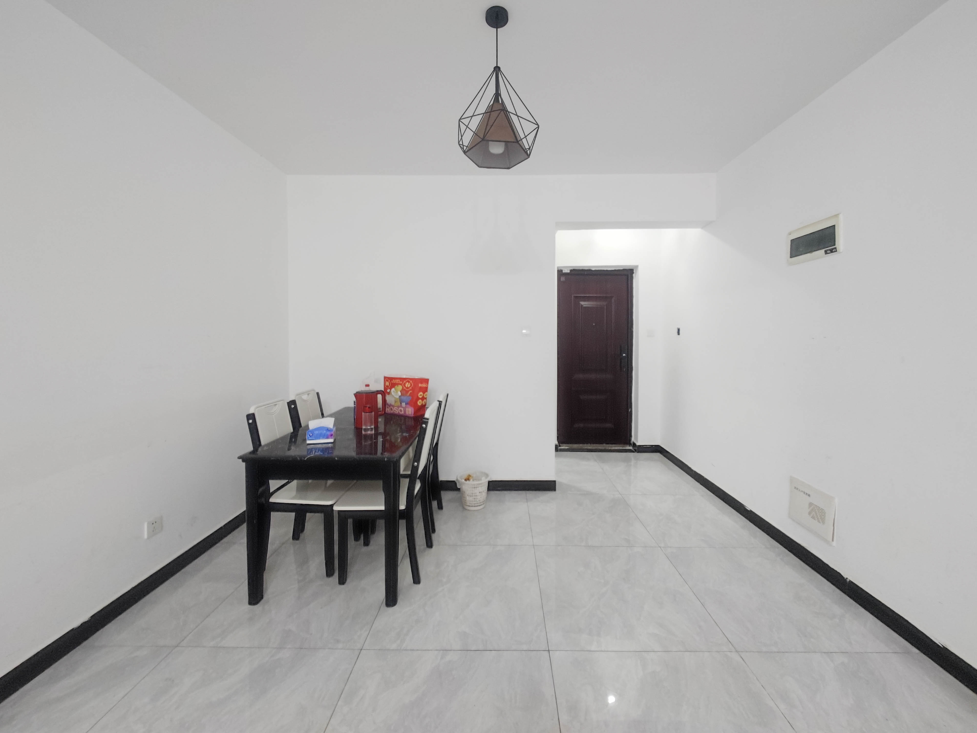 合能枫丹丽舍(柏悦名苑) 3室1厅1卫 87.0万 合能枫丹丽舍(柏悦名苑) 3室1厅1卫 87.0万其他