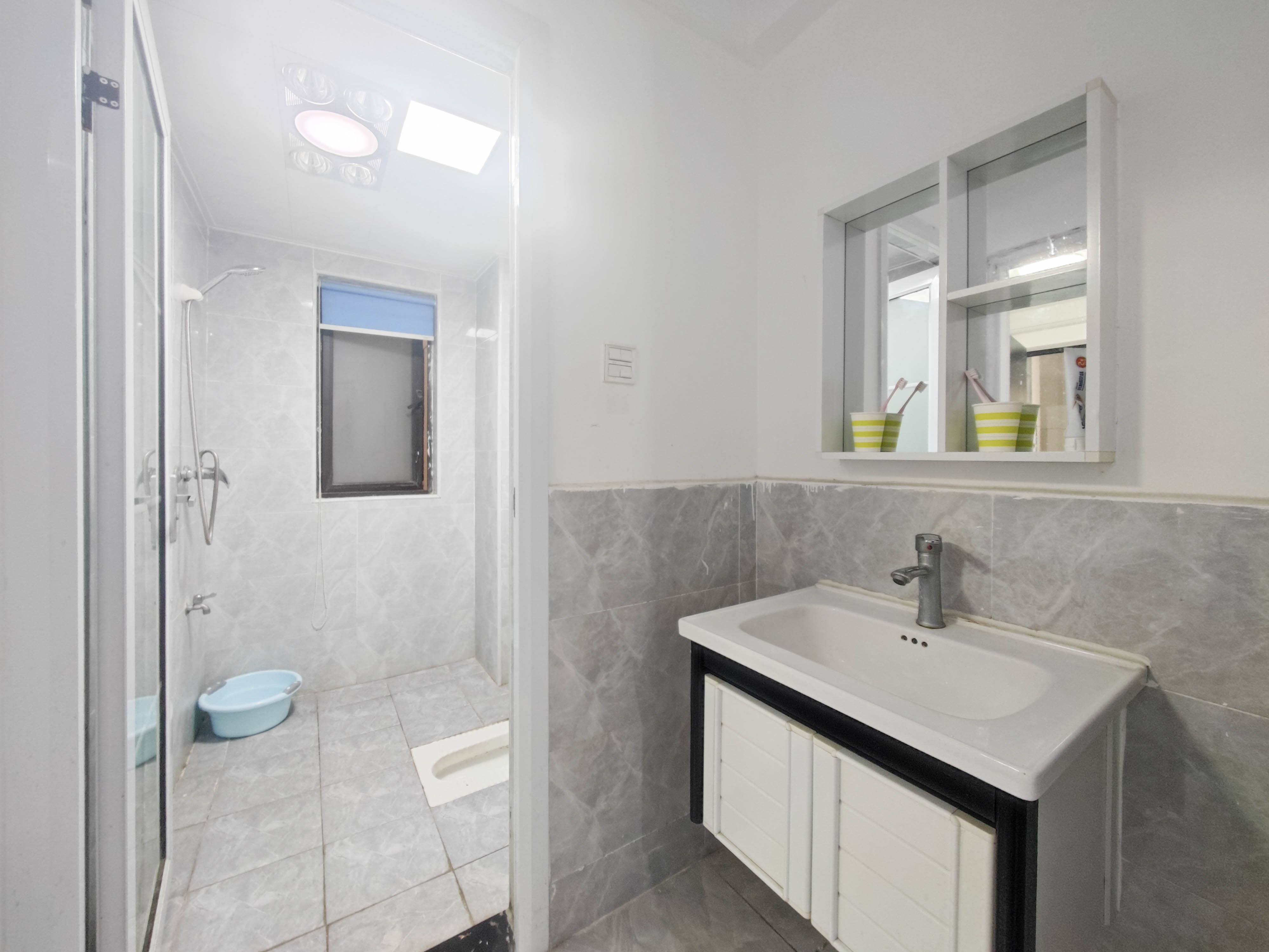 合能枫丹丽舍(柏悦名苑) 3室1厅1卫 87.0万 合能枫丹丽舍(柏悦名苑) 3室1厅1卫 87.0万卫生间