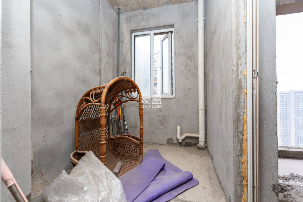 嘉宇银杉(嘉宇西苑) 4室2厅2卫 92.8万 嘉宇银杉(嘉宇西苑) 4室2厅2卫 92.8万厨房