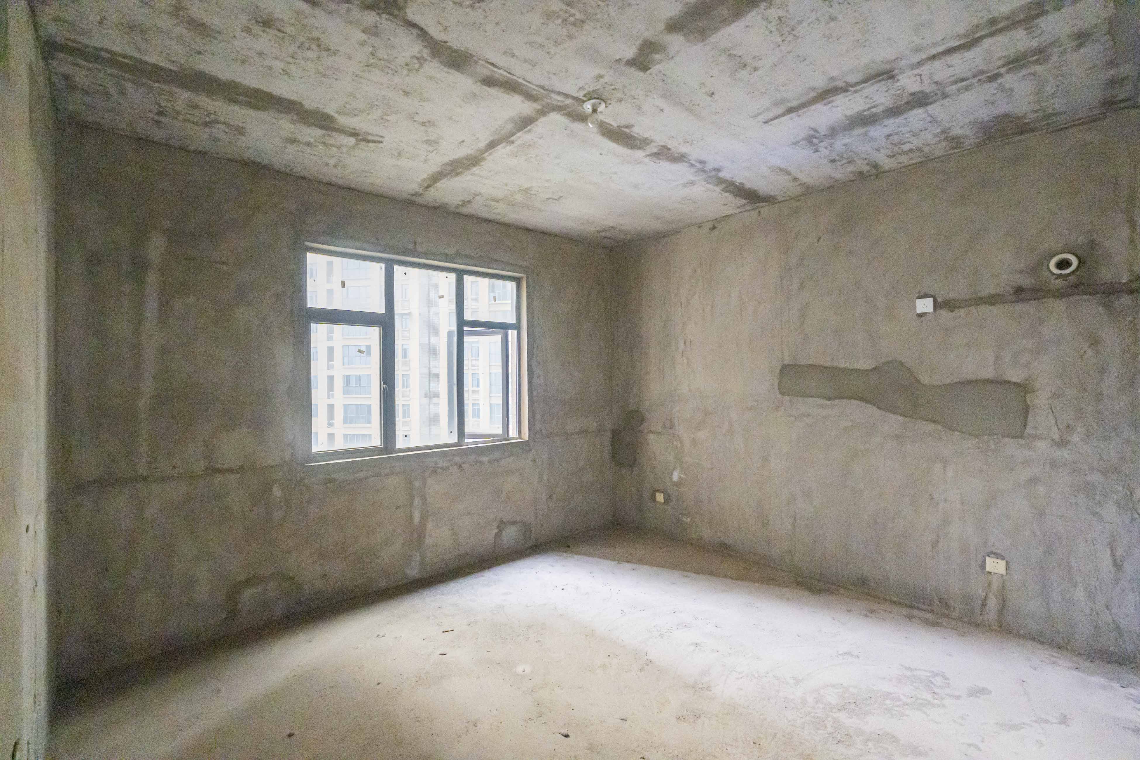 悦湖山  5室2厅2卫    118.0万 悦湖山  5室2厅2卫    118.0万卧室