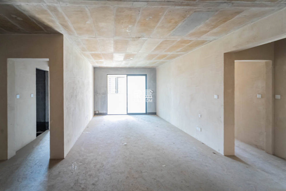 世茂璀璨天城  3室2厅2卫    130.0万