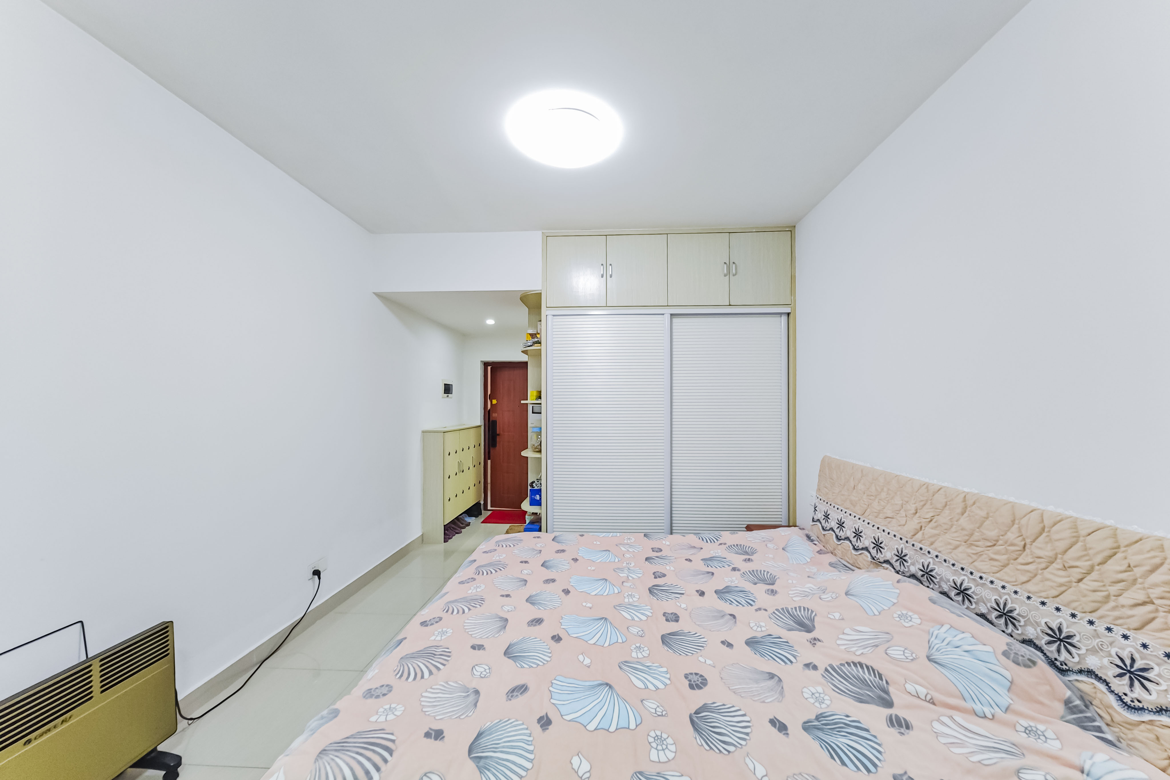 中城丽景香山园  1室1厅1卫   35.00万客厅