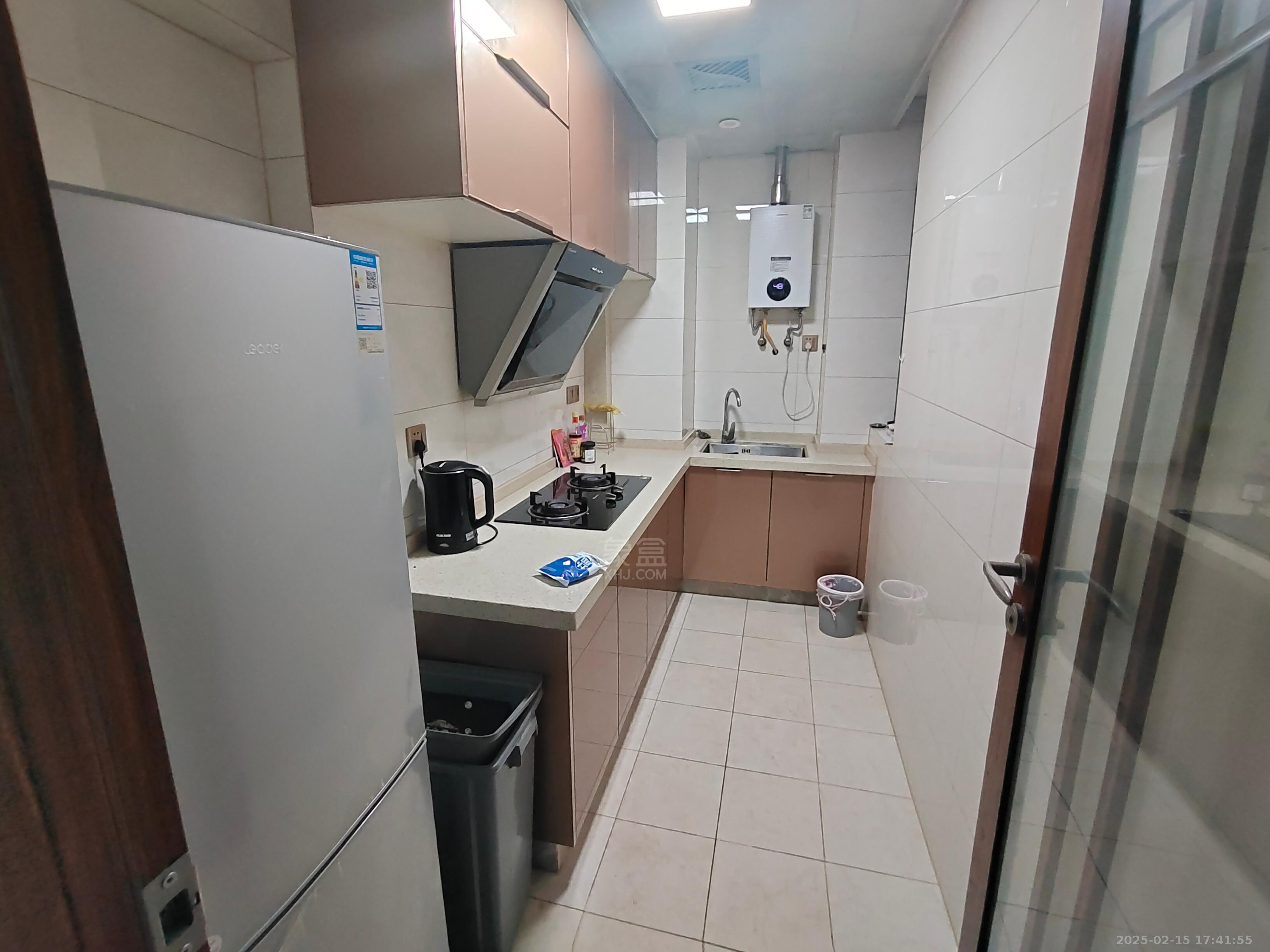 流金岁月-华晨国际 2室2厅1卫 1700.0元/月 流金岁月-华晨国际 2室2厅1卫 1700.0元/月室内图