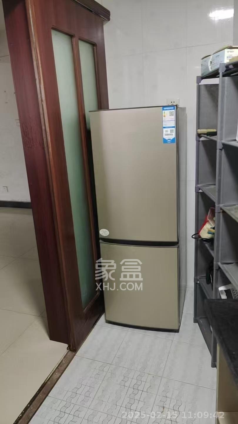 西城龙庭  4室2厅2卫    3000.0元/月 西城龙庭  4室2厅2卫    3000.0元/月室内图