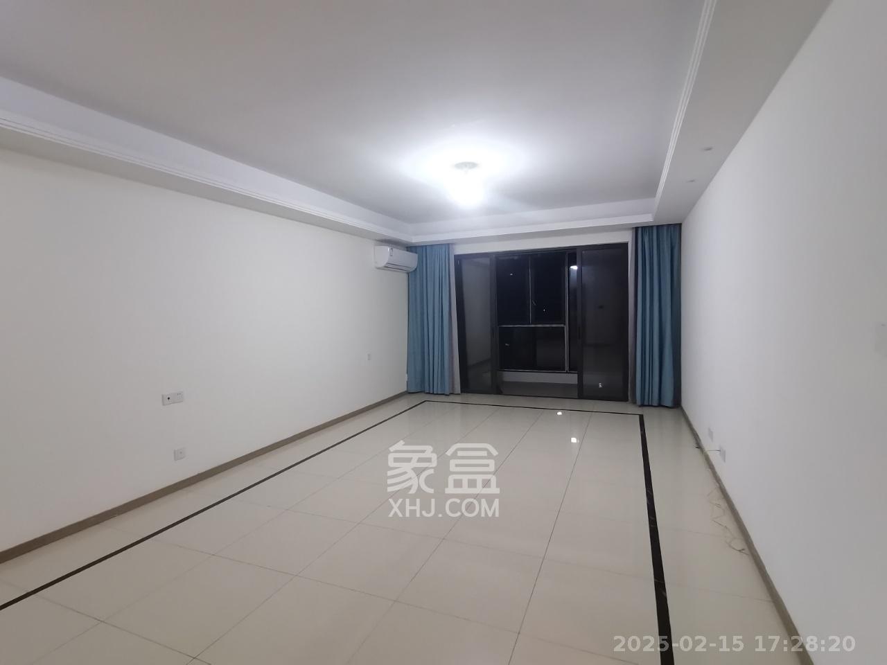 长沙高铁吾悦广场 3室2厅2卫 3300.0元/月 长沙高铁吾悦广场 3室2厅2卫 3300.0元/月室内图