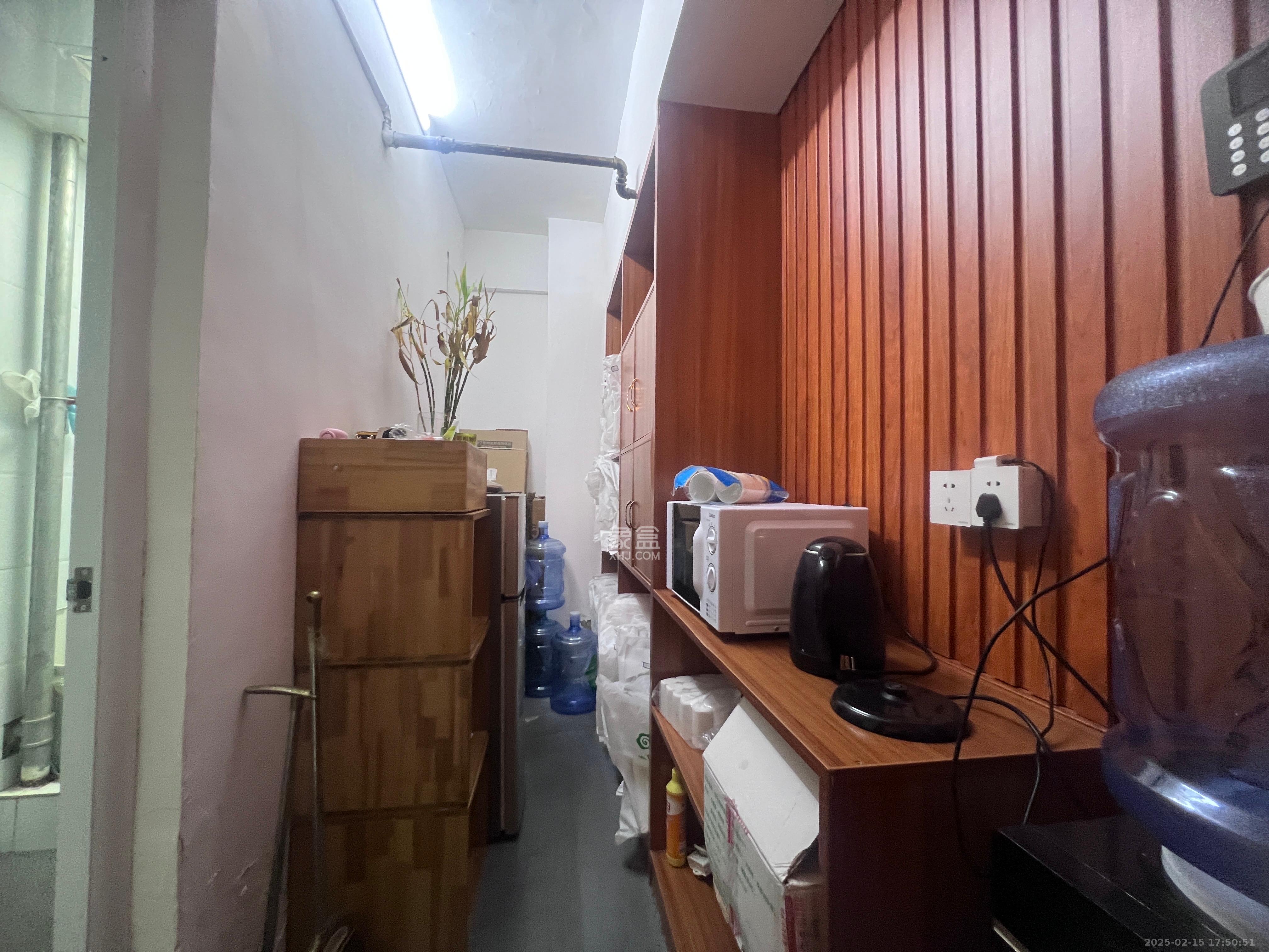 阳光锦城  1室1厅1卫    1400.0元/月室内图