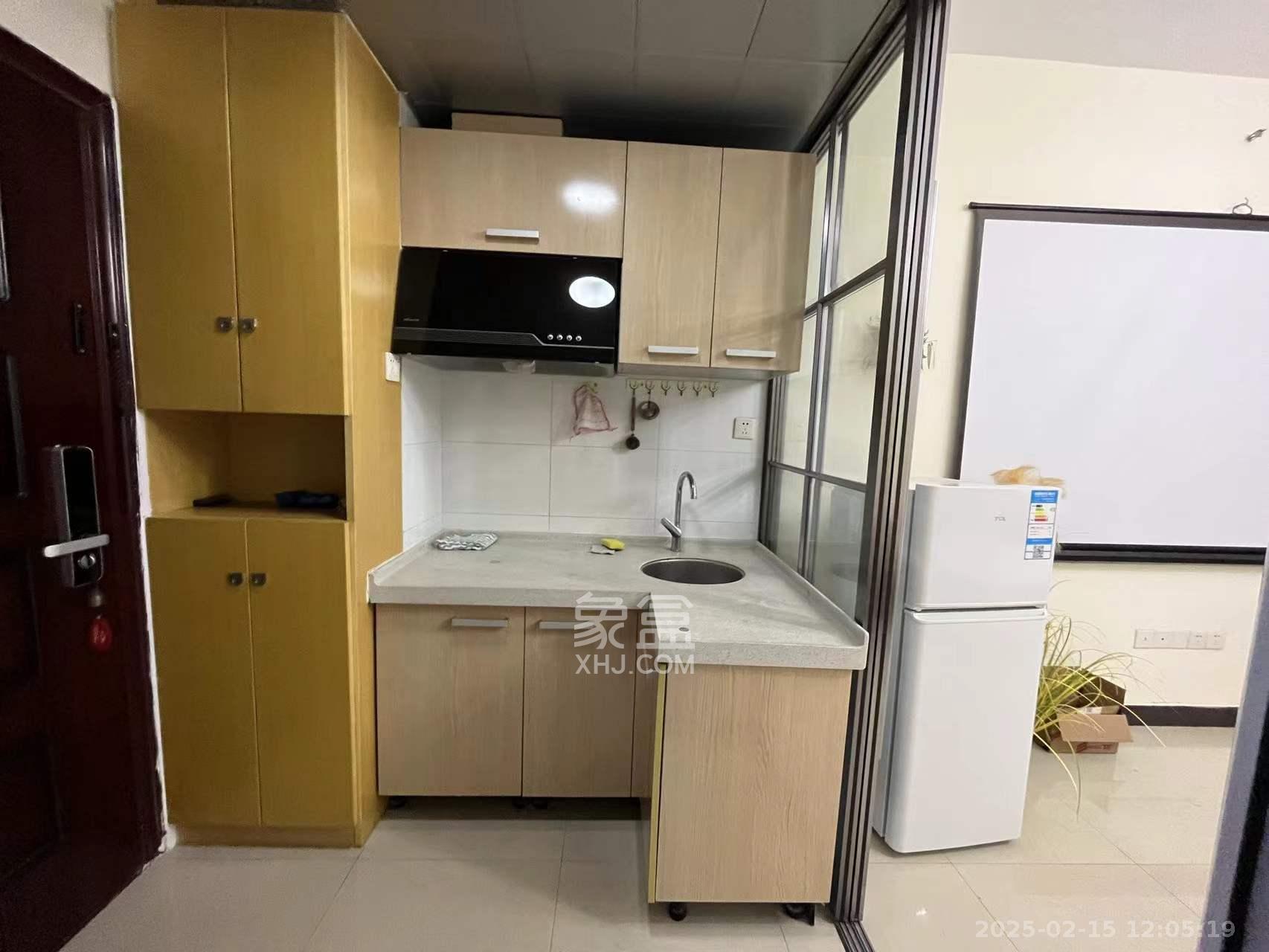 长城华都  1室1厅1卫    1700.0元/月室内图