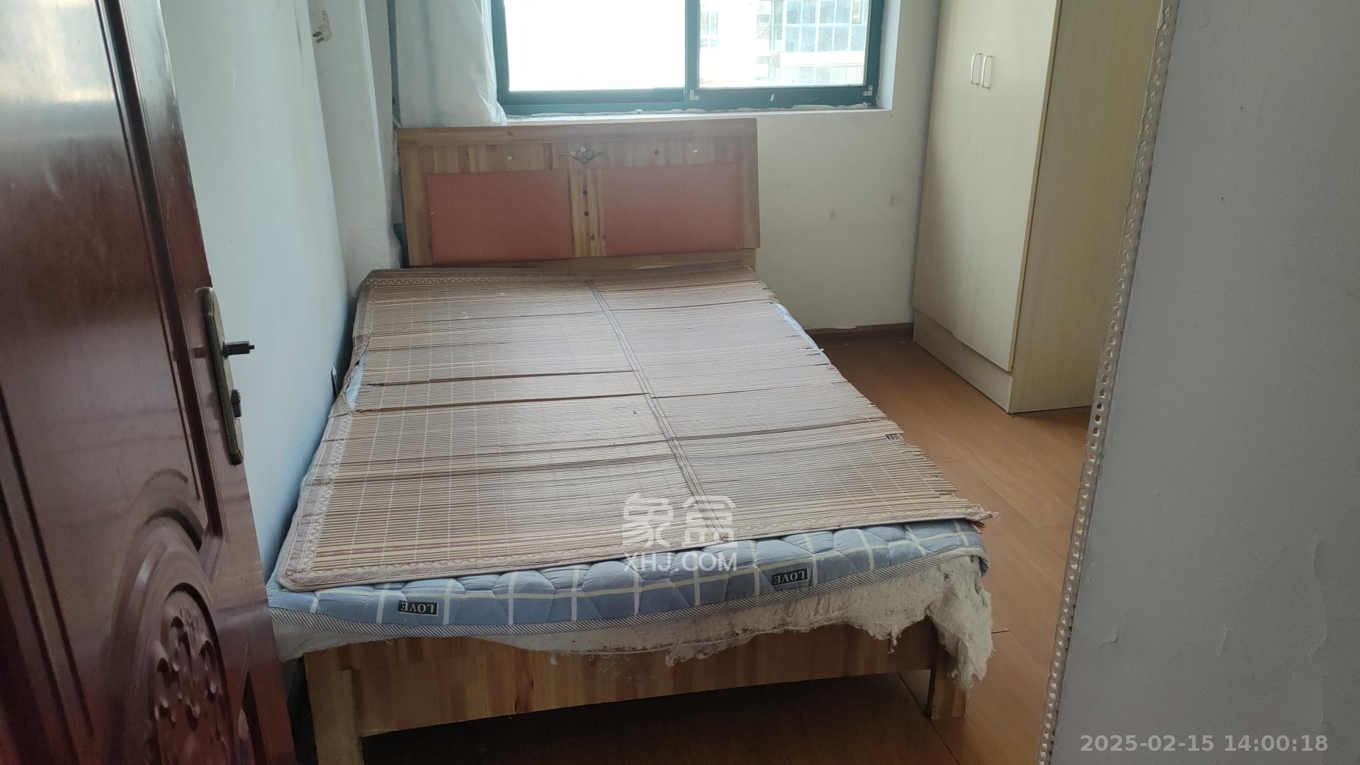 华盛世纪新城  4室2厅2卫   2300.00元/月室内图
