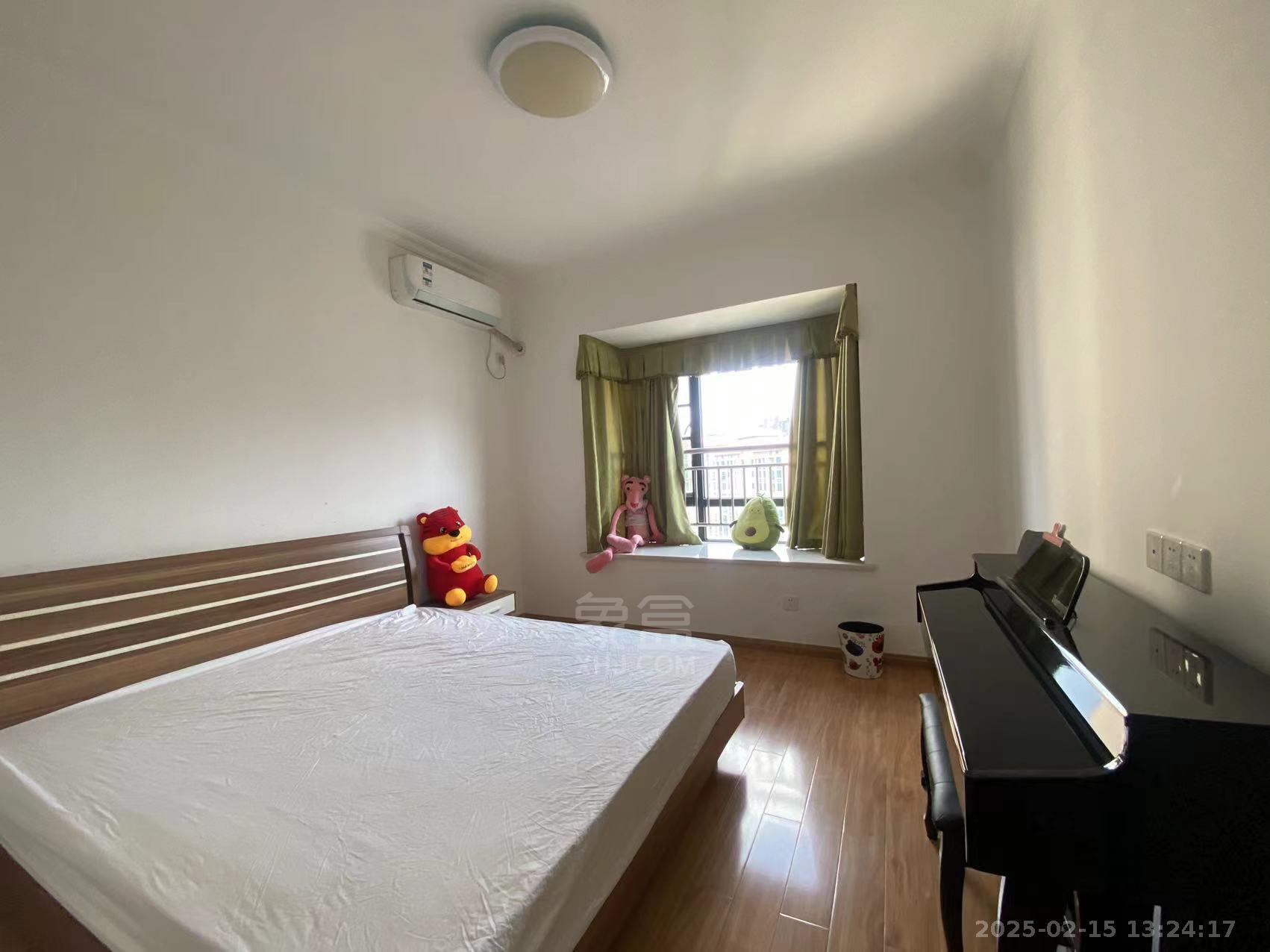 龙腾国际 2室2厅1卫 1800.00元/月 龙腾国际 2室2厅1卫 1800.00元/月室内图