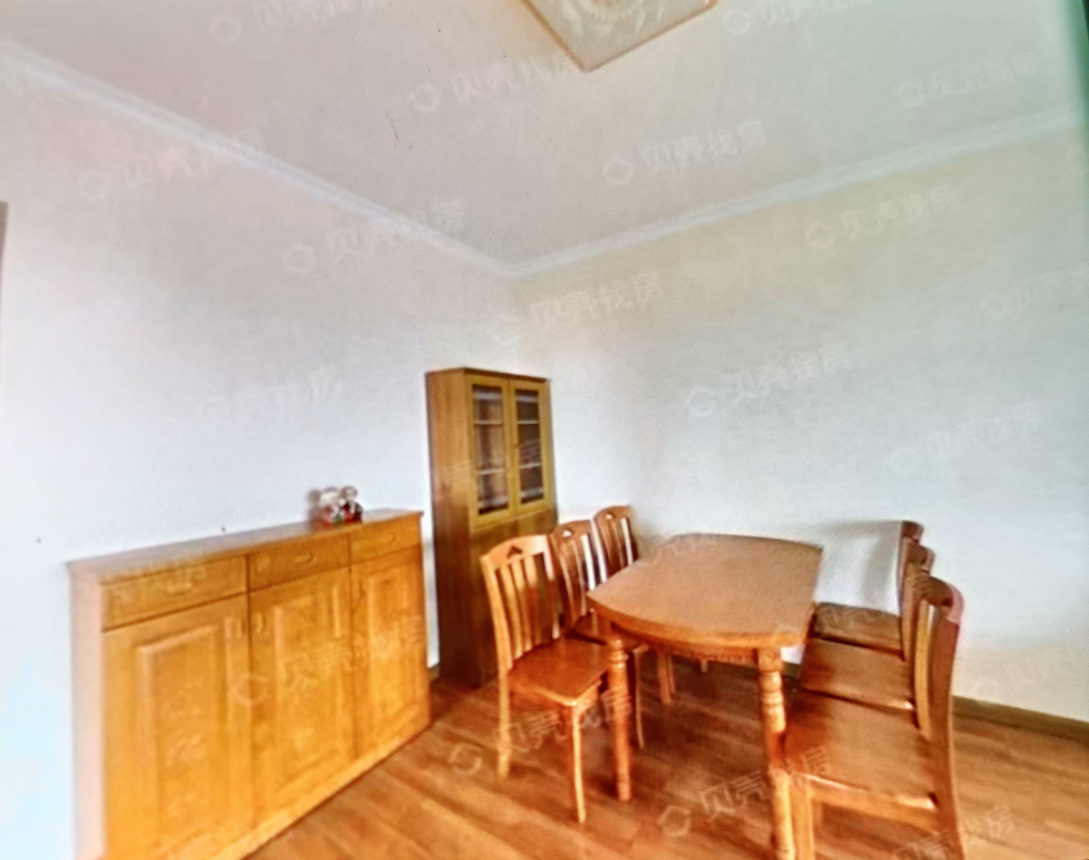 民俗文化广场 2室2厅1卫 1800.0元/月 民俗文化广场 2室2厅1卫 1800.0元/月室内图