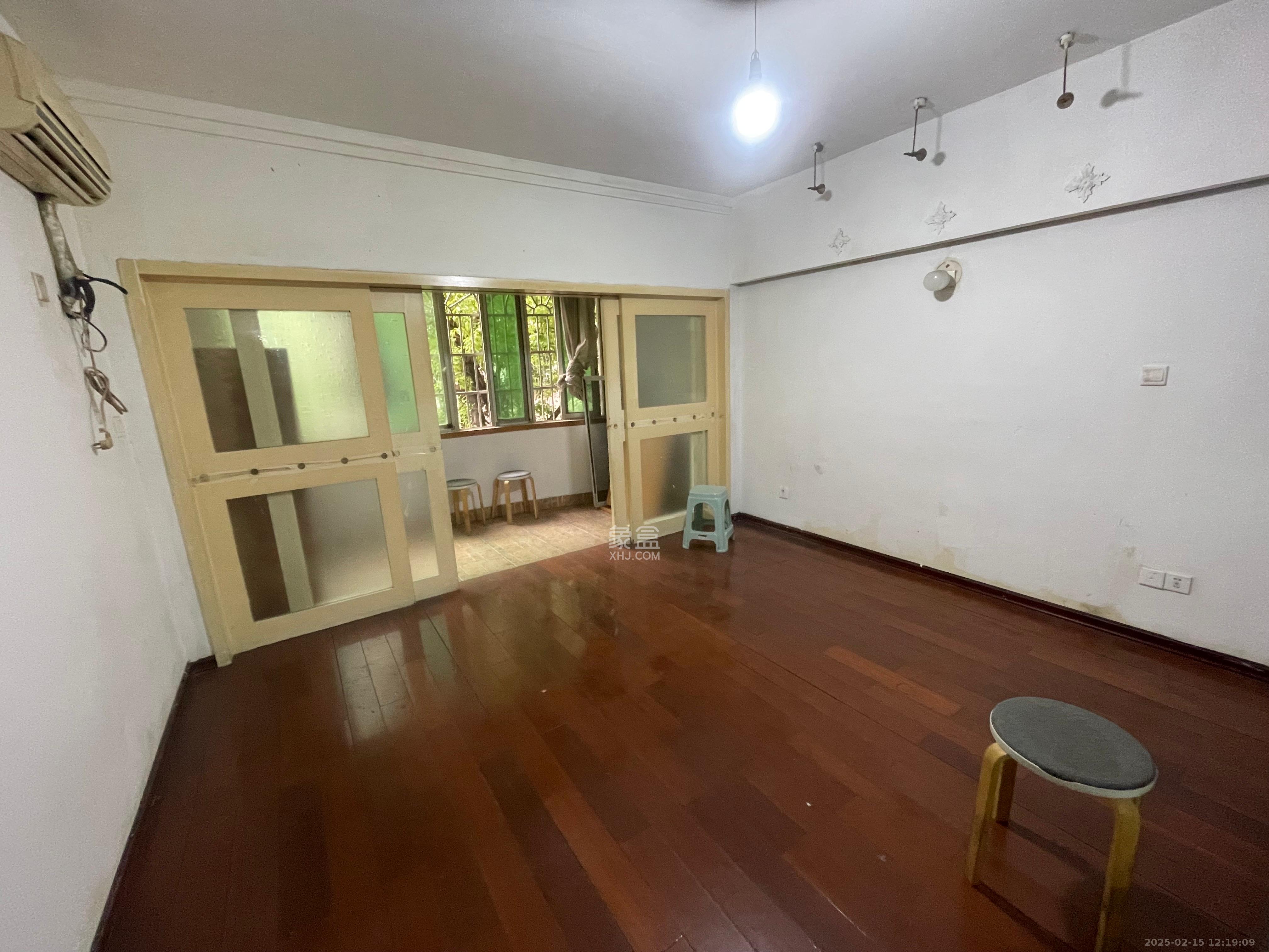 马王堆陶瓷建材新城  1室0厅0卫   1600.00元/月室内图