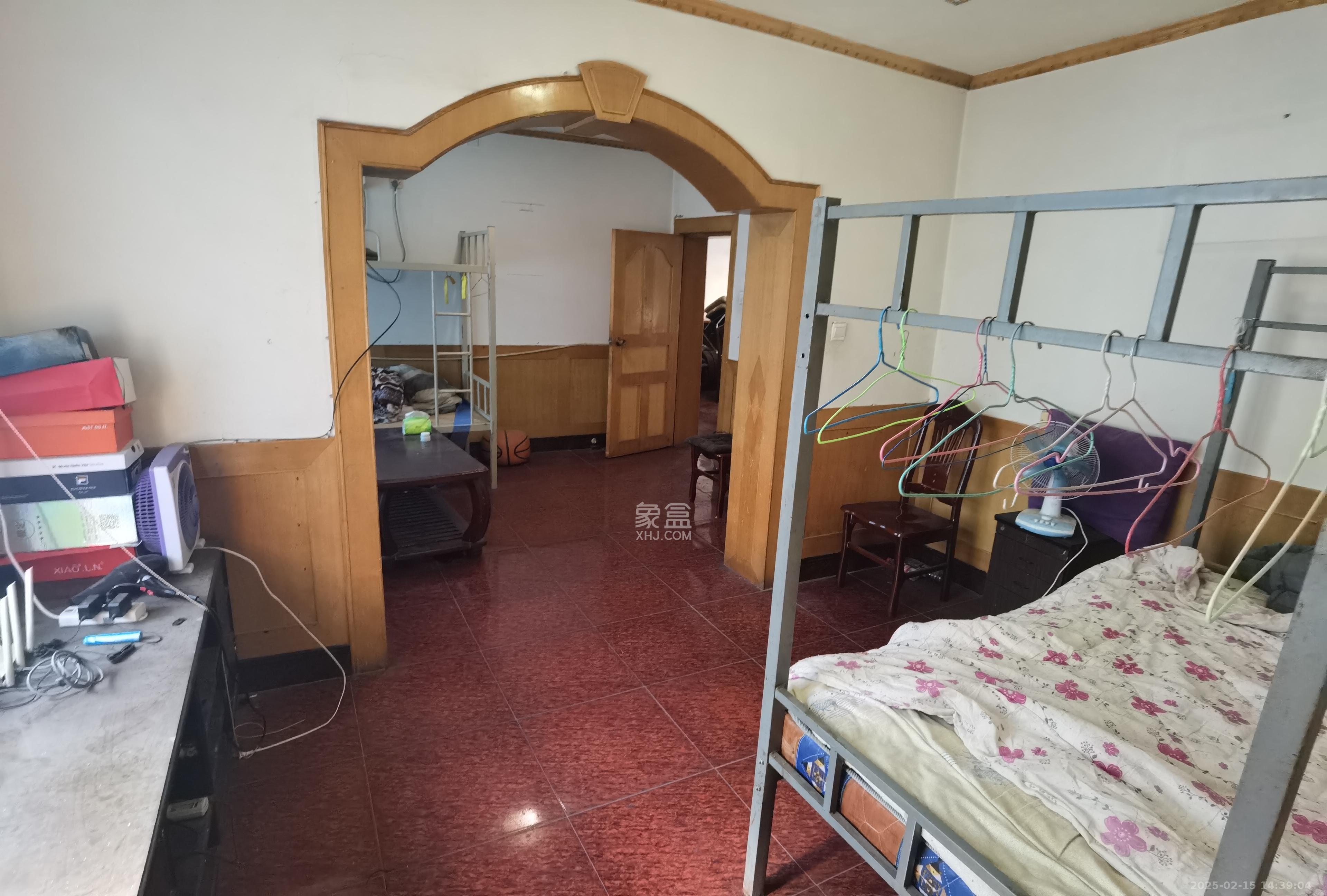 上王家冲小区  3室2厅1卫   1600.00元/月室内图