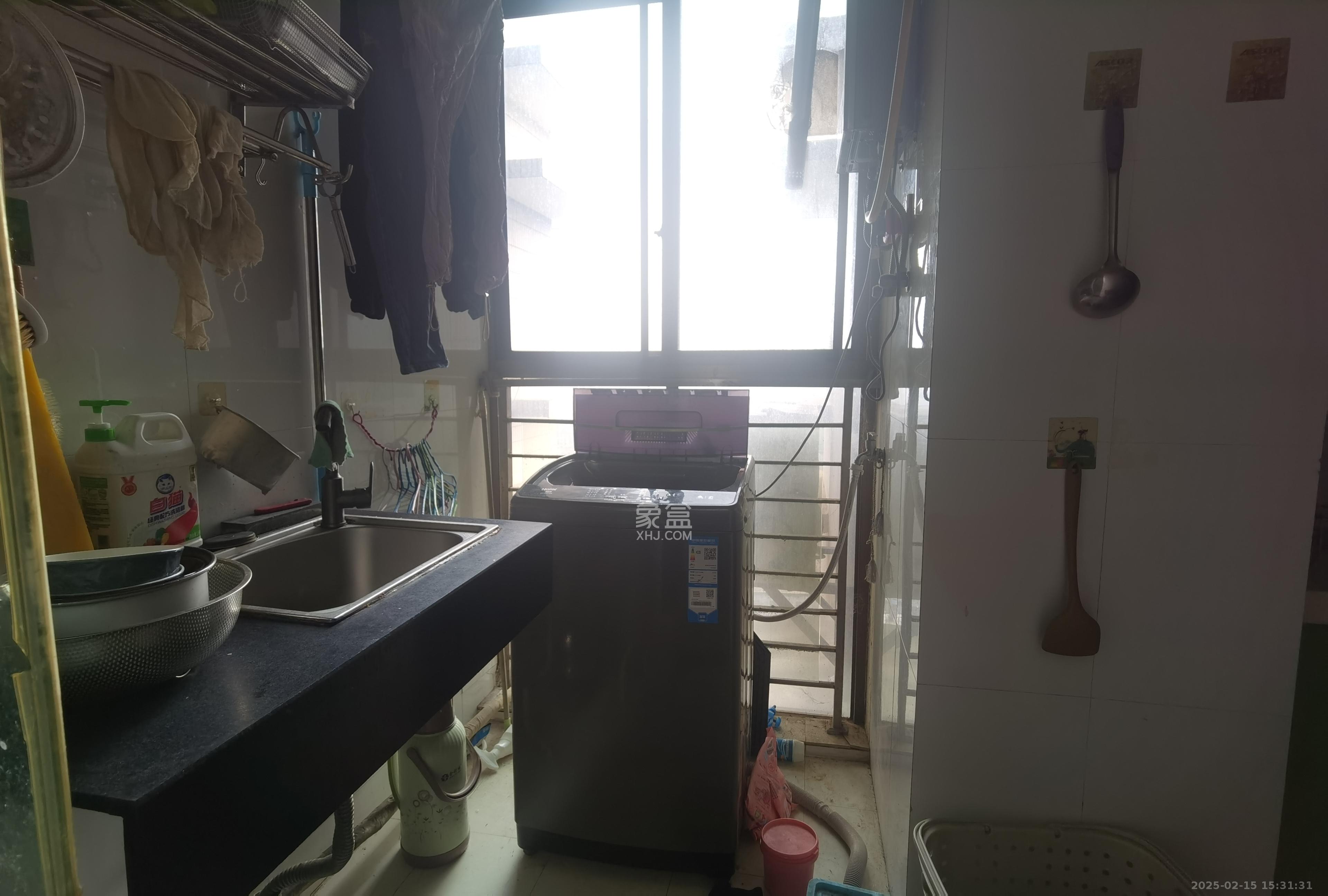 东方银座(东方摩卡)  2室1厅1卫    1800.0元/月 东方银座(东方摩卡)  2室1厅1卫    1800.0元/月室内图