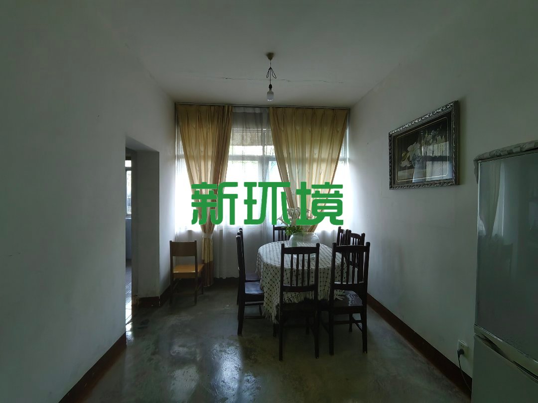 市委二号院  3室2厅2卫    50.0万 市委二号院  3室2厅2卫    50.0万客厅