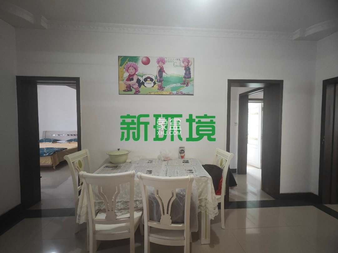 警苑小区 4室2厅2卫 71.8万 警苑小区 4室2厅2卫 71.8万客厅