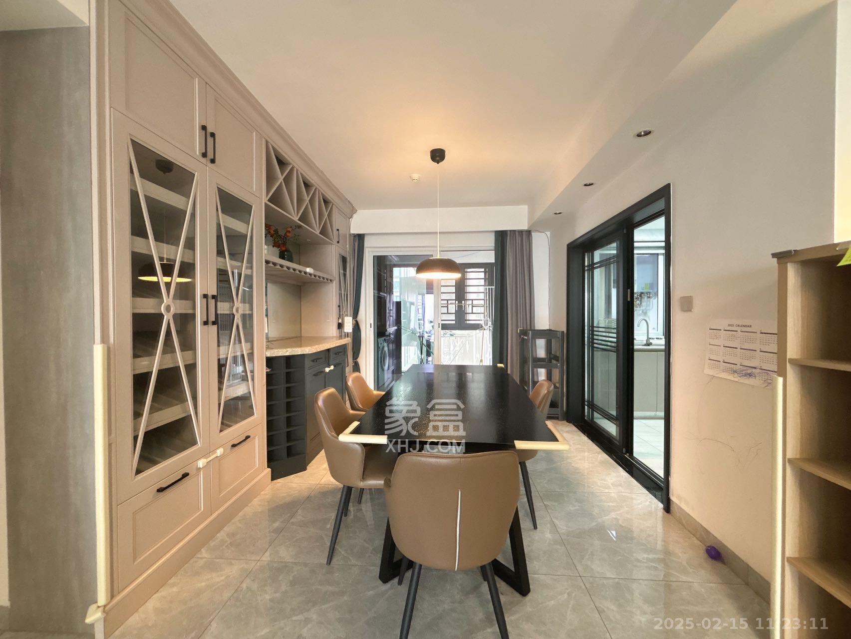 北辰三角洲C3区  5室2厅3卫    7200.0元/月 北辰三角洲C3区  5室2厅3卫    7200.0元/月室内图