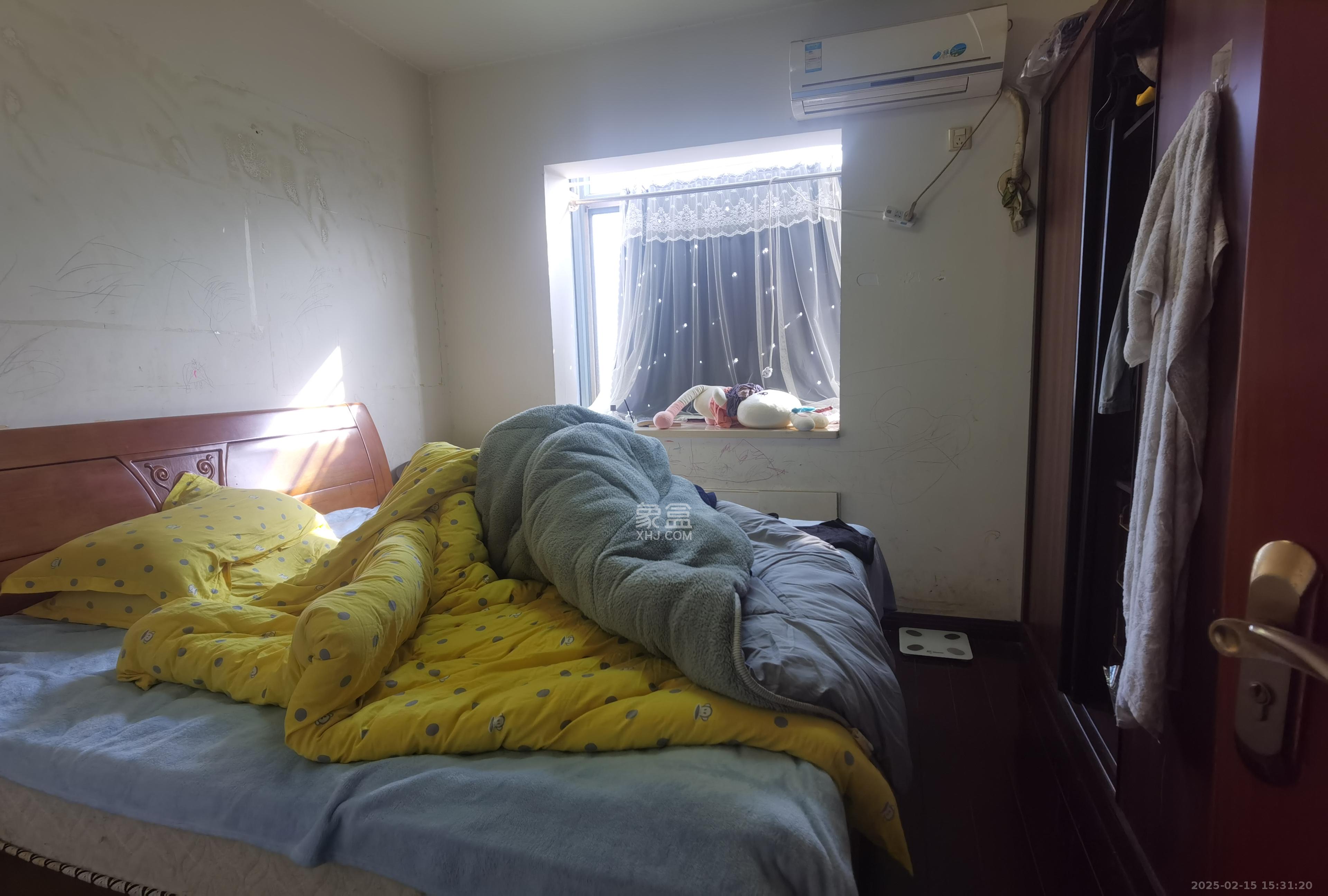 东方银座(东方摩卡)  2室1厅1卫    1800.0元/月 东方银座(东方摩卡)  2室1厅1卫    1800.0元/月室内图