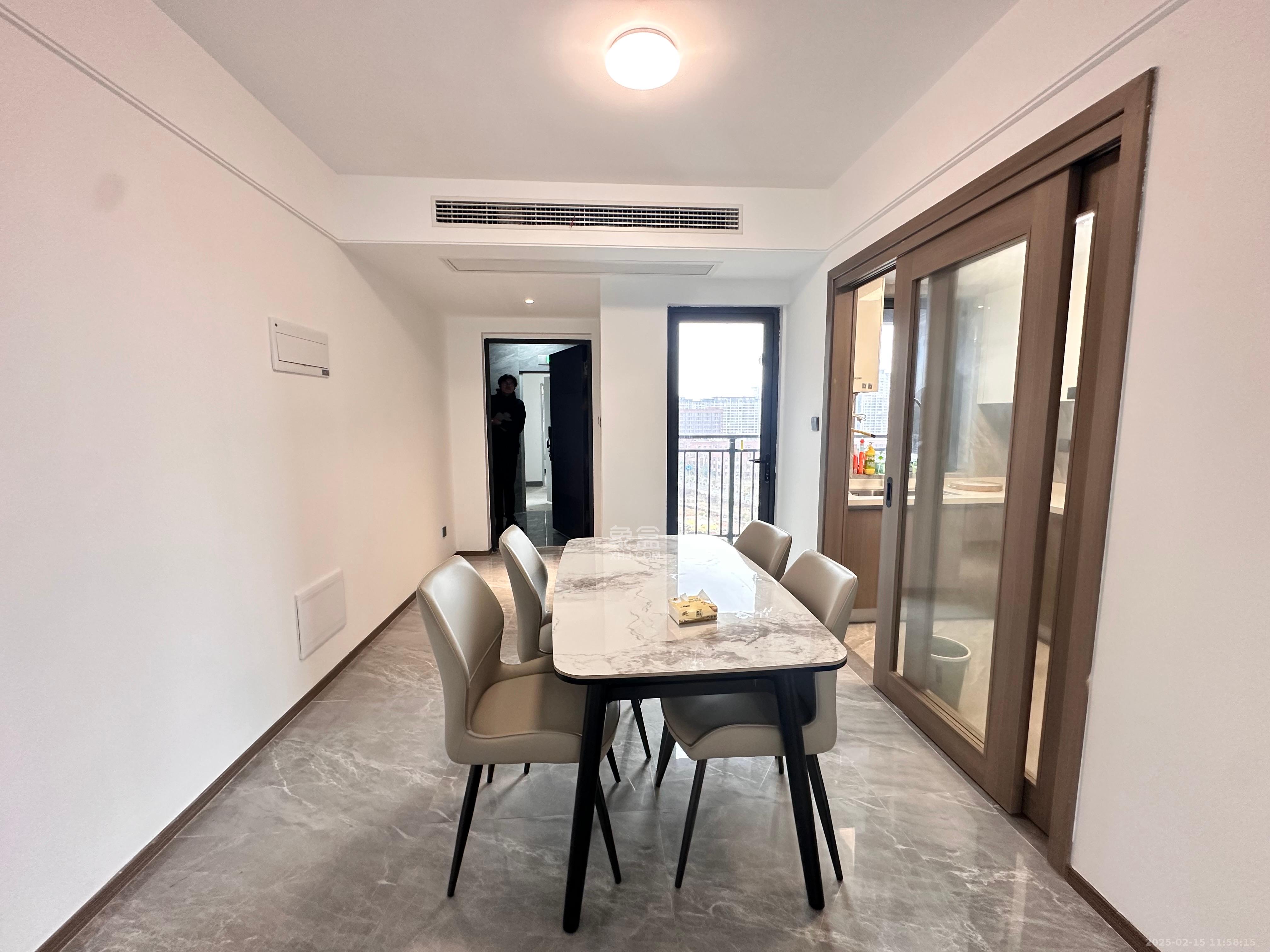 百世云境  4室2厅1卫    3500.0元/月 百世云境  4室2厅1卫    3500.0元/月室内图