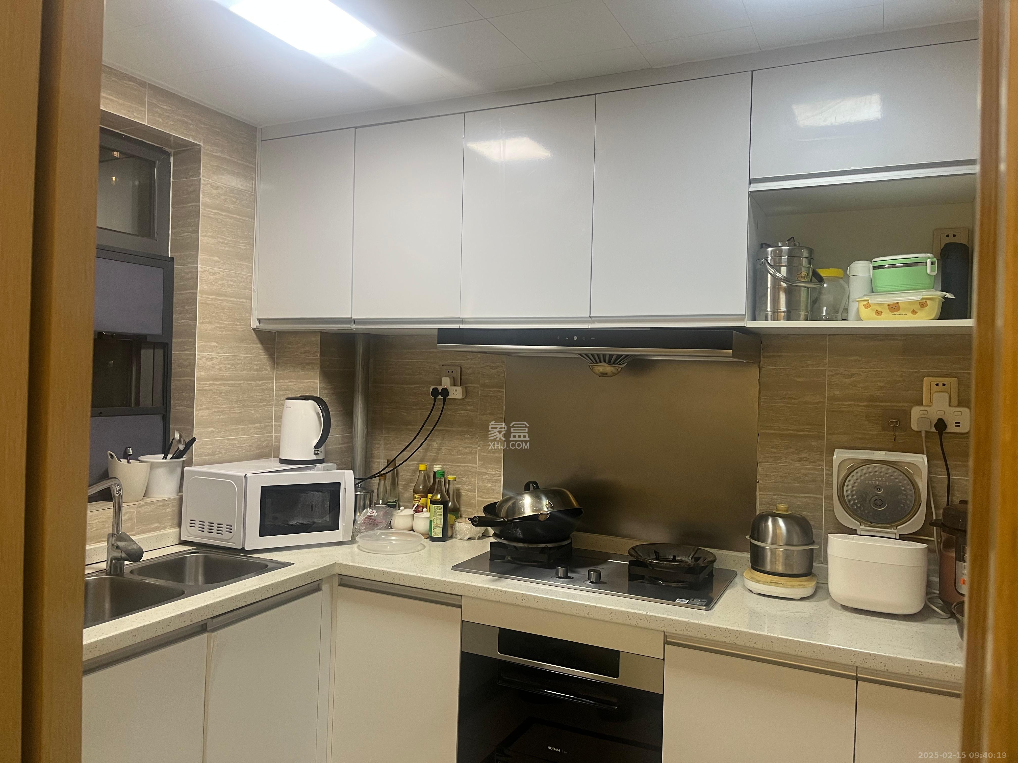 富力十号 1室0厅0卫 4500.0元/月 富力十号 1室0厅0卫 4500.0元/月室内图