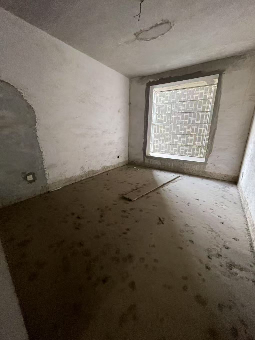 福源小区 4室2厅2卫 29.8万 福源小区 4室2厅2卫 29.8万室内图