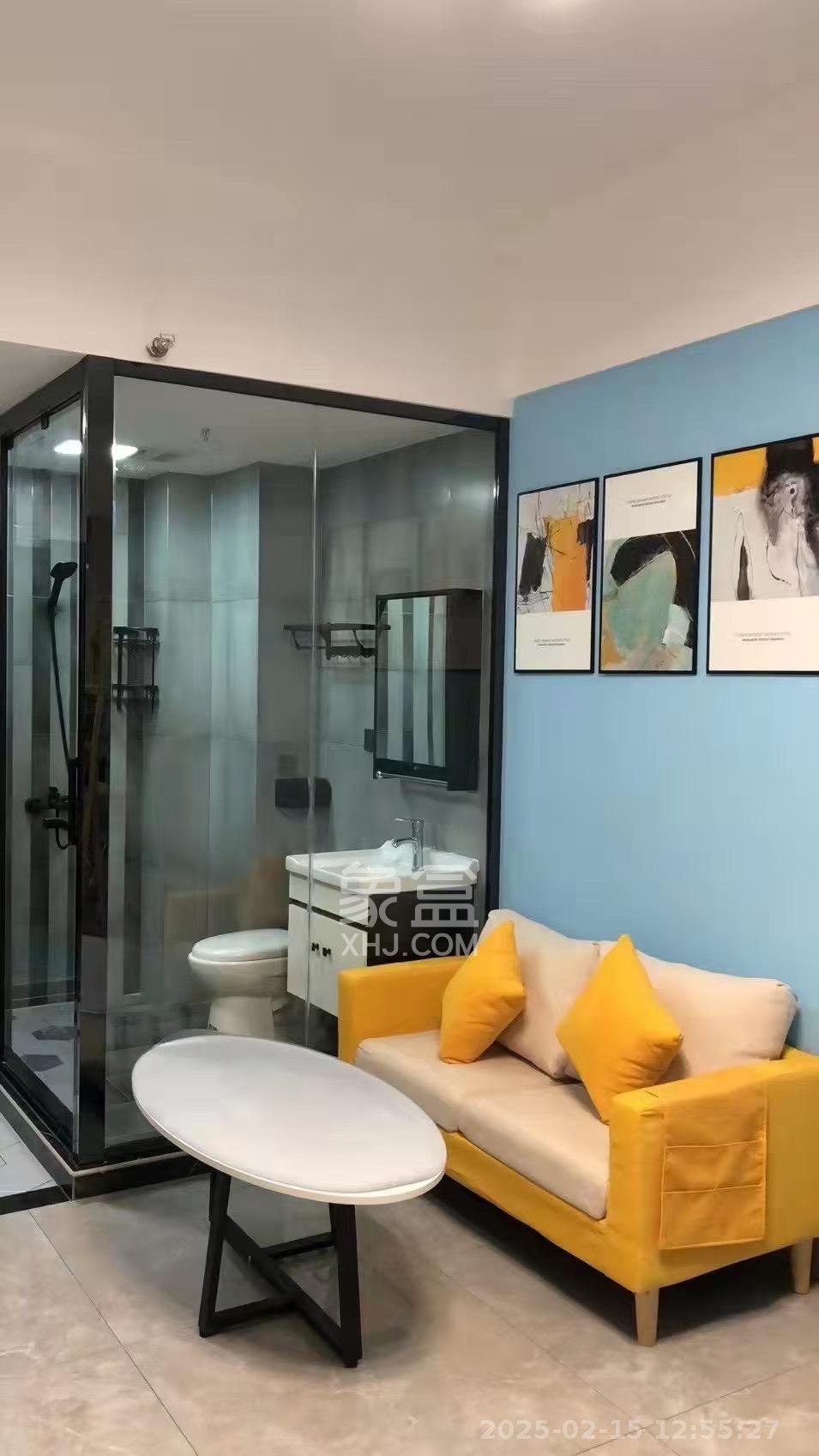 东盈商业广场(华泉城市广场) 1室1厅1卫 1900.0元/月 东盈商业广场(华泉城市广场) 1室1厅1卫 1900.0元/月室内图