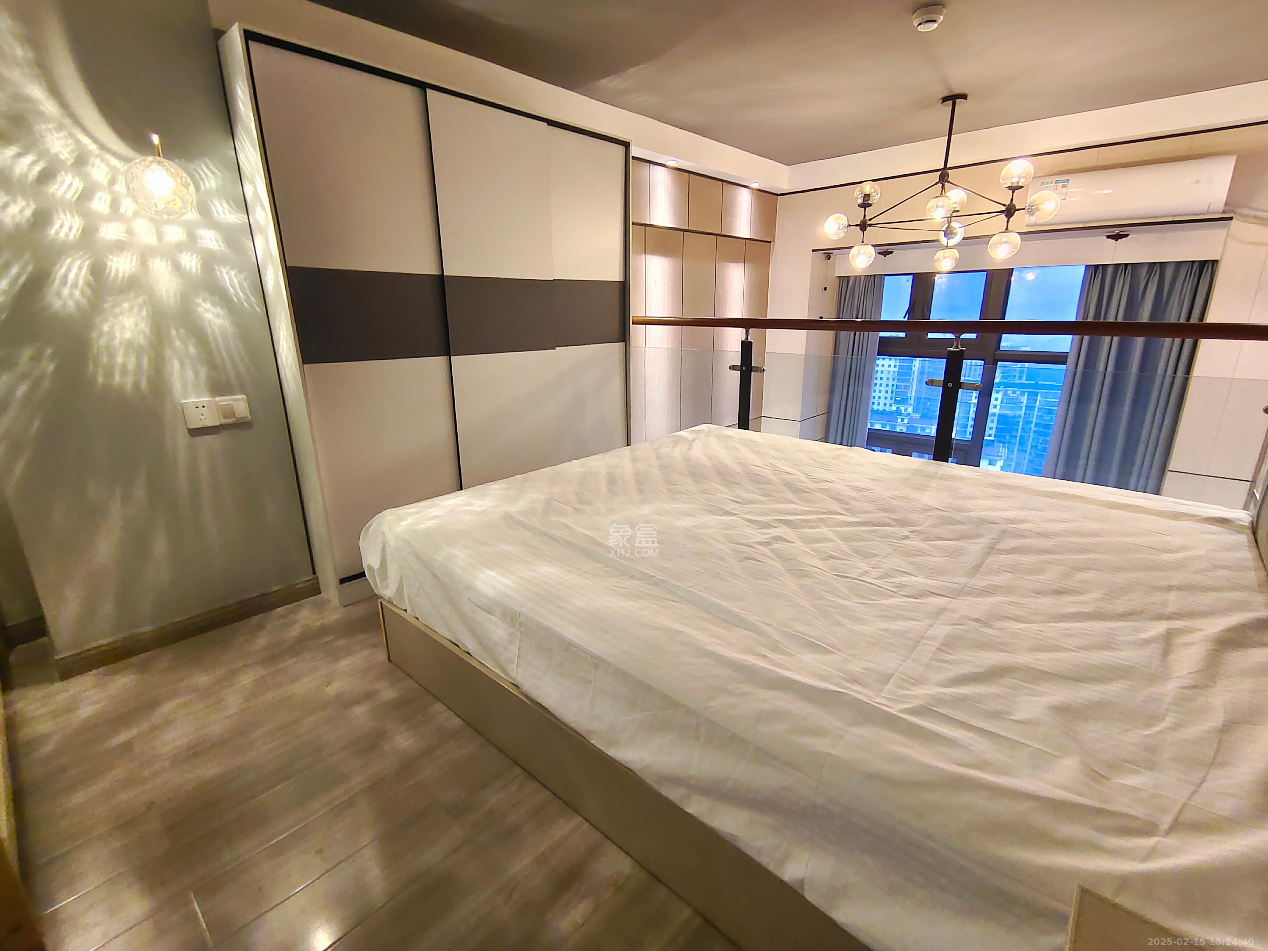 弘坤云寓  1室0厅0卫   2400.00元/月室内图