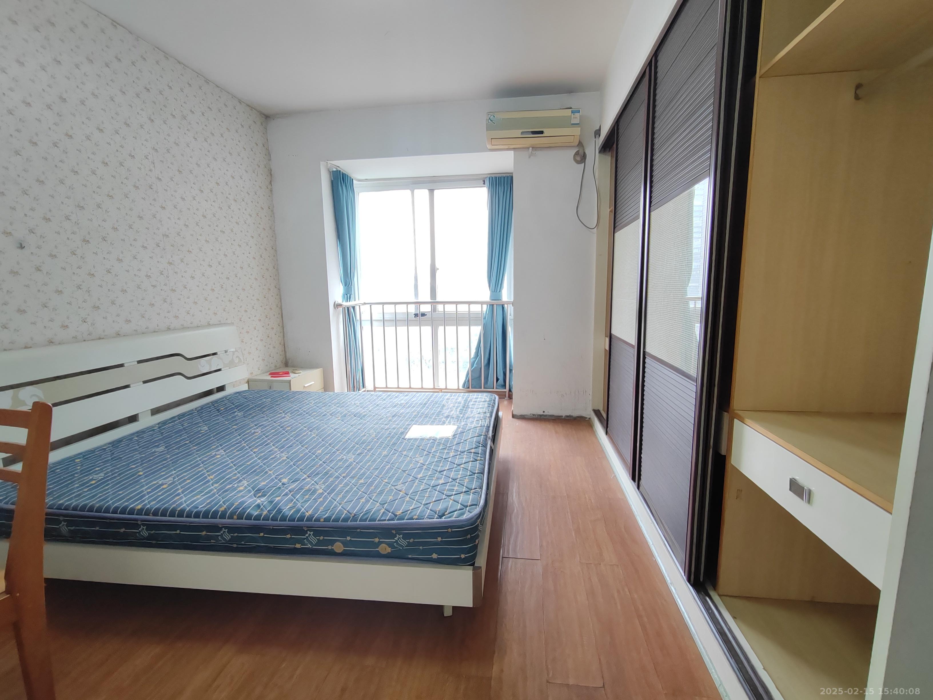 丽星景园  3室2厅2卫   2300.00元/月室内图